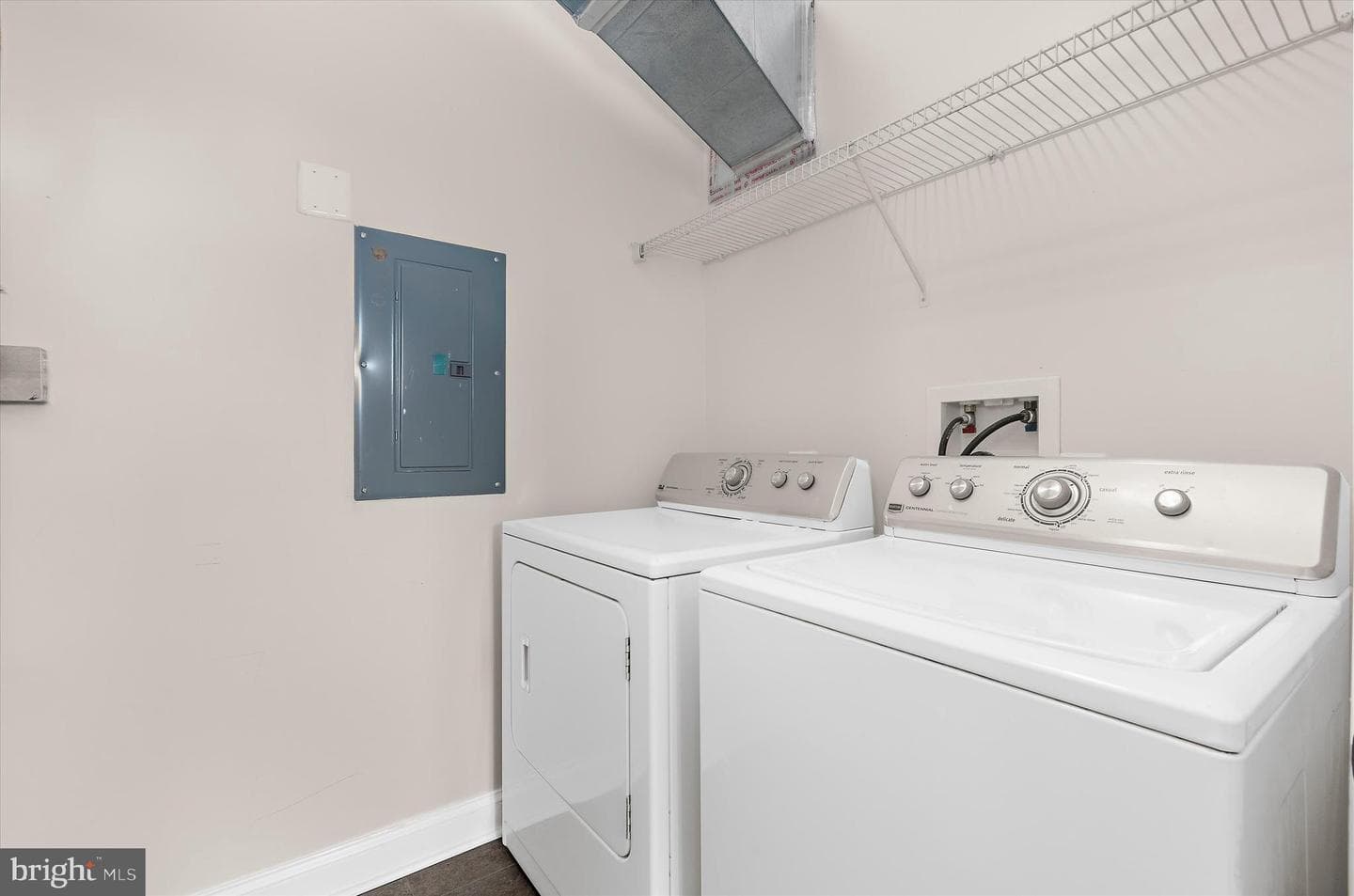 1815 Selvin Drive #204 photo 19