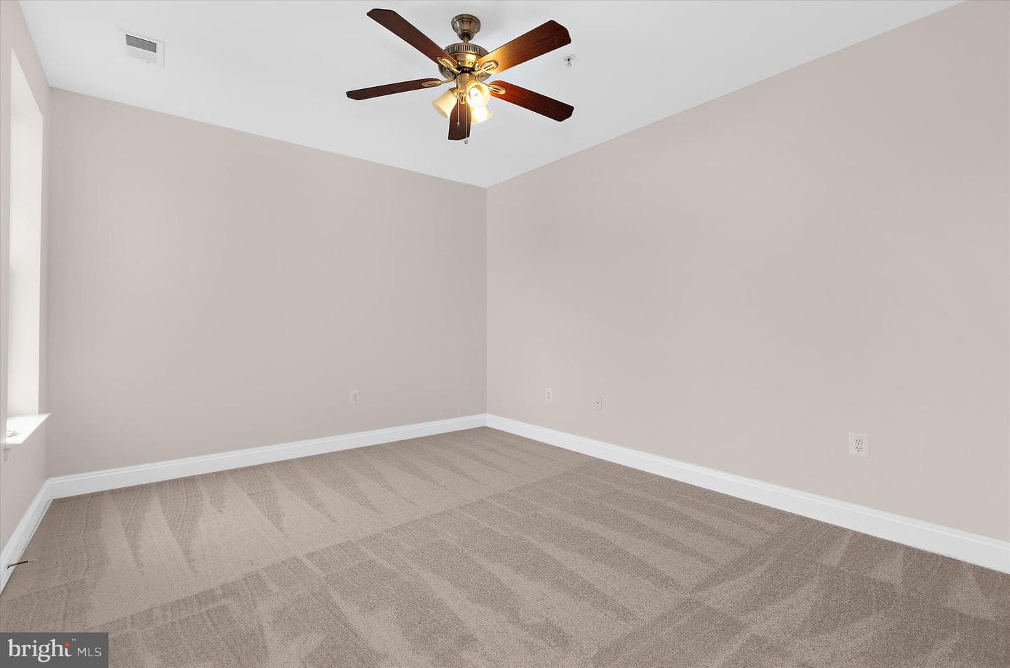 1815 Selvin Drive #204 photo 27