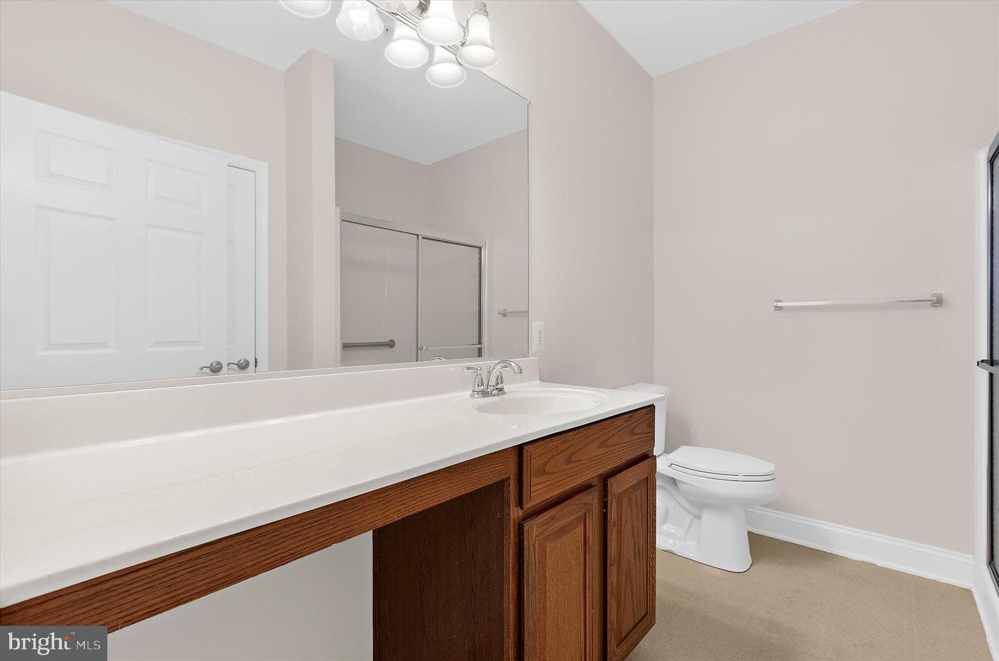 1815 Selvin Drive #204 photo 28