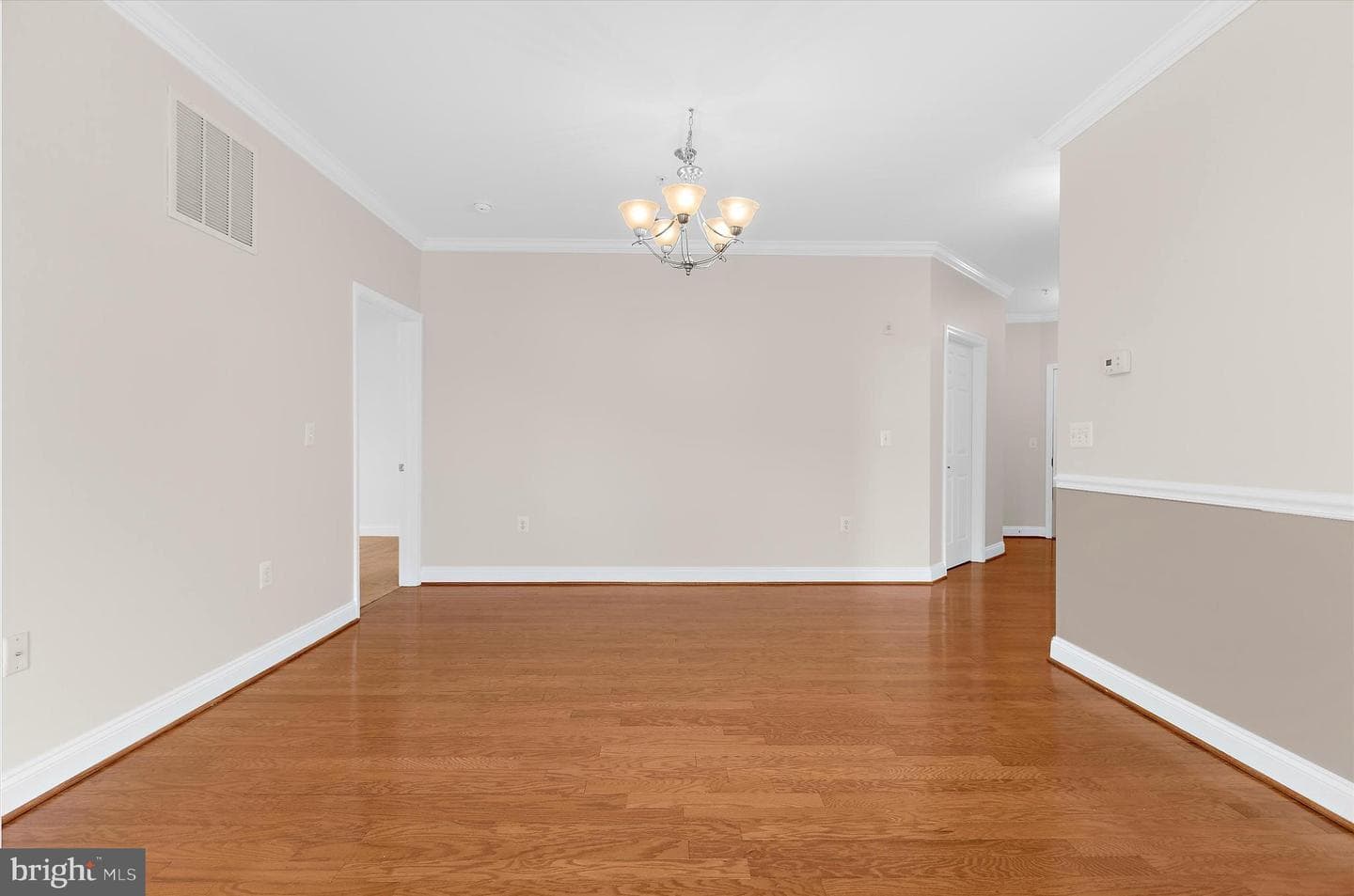 1815 Selvin Drive #204 photo 8