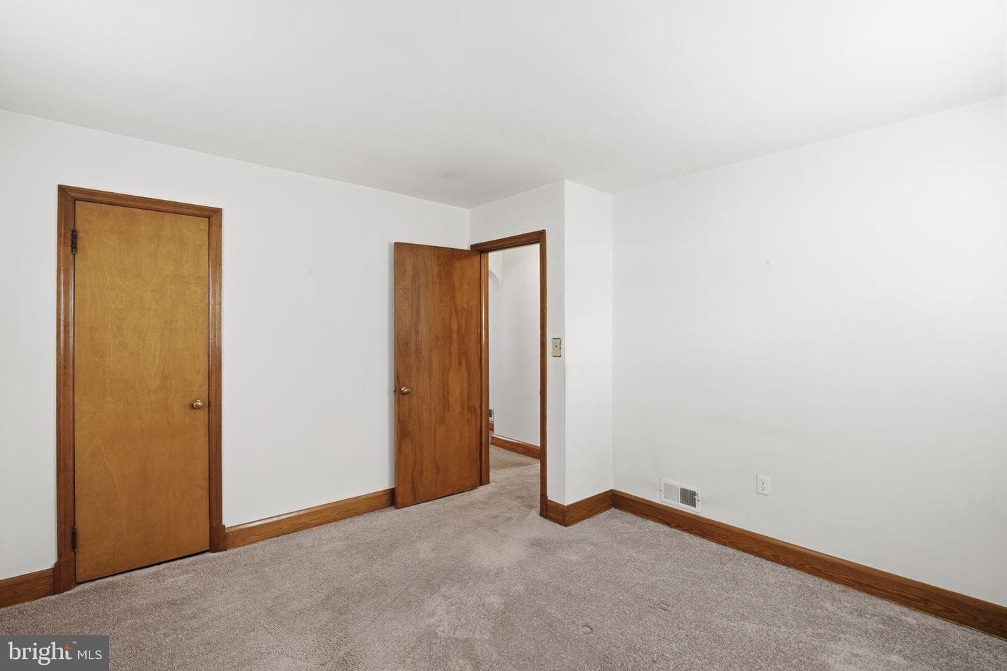 4 Brooks Road photo 13