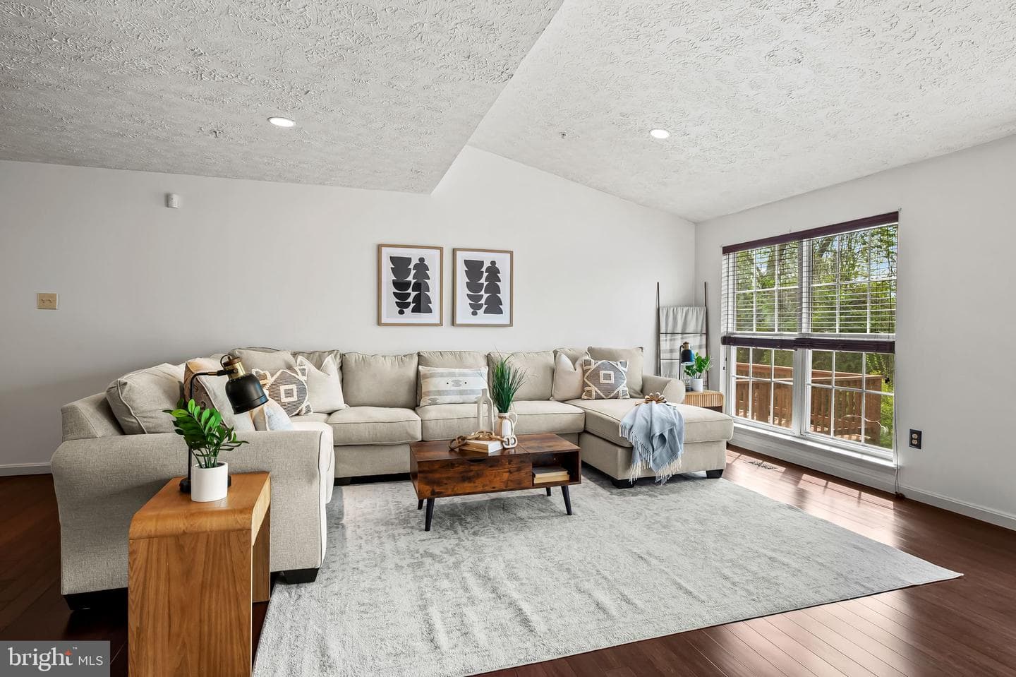 518 June Apple Court photo 10