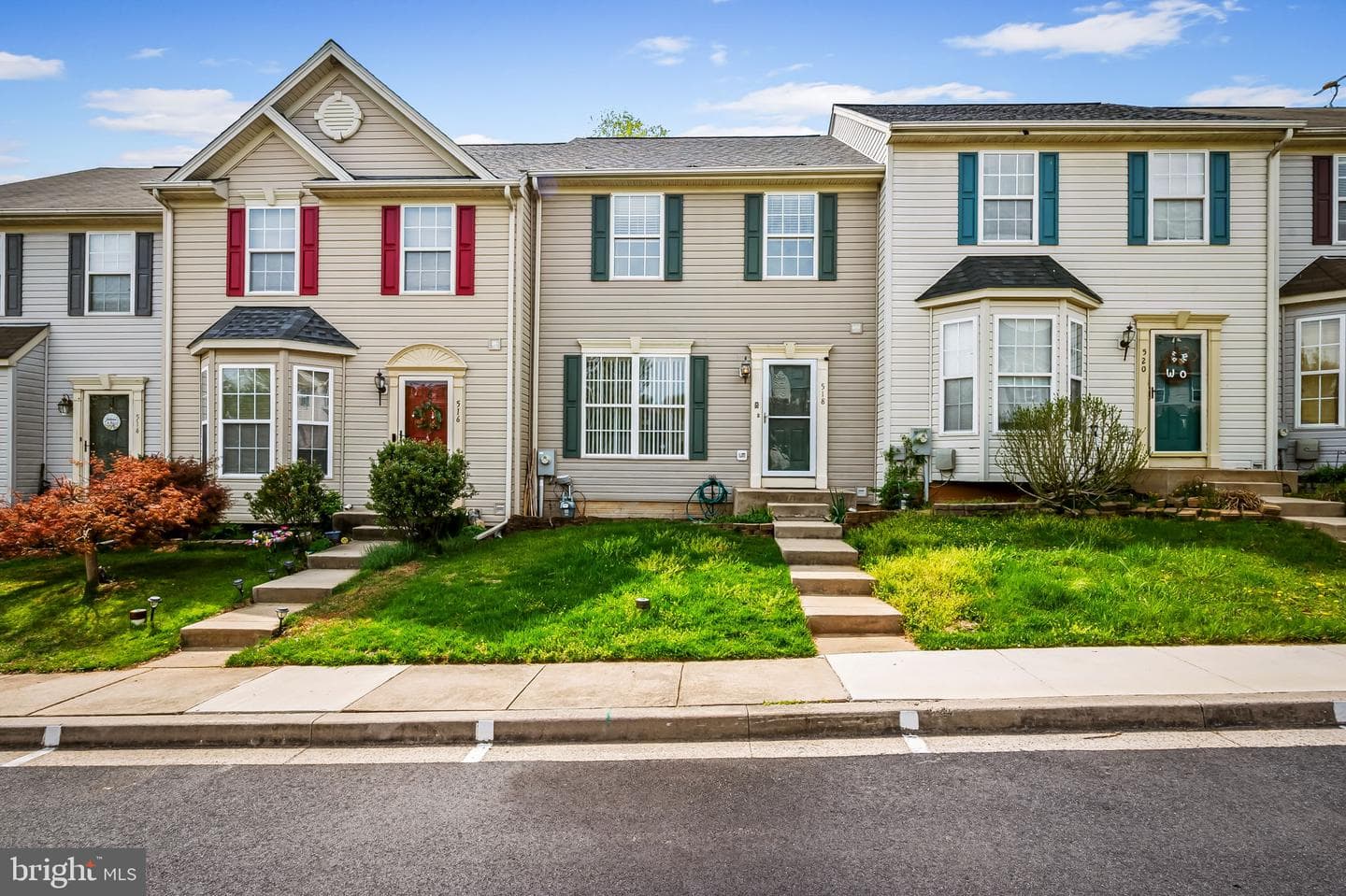 518 June Apple Court photo 2