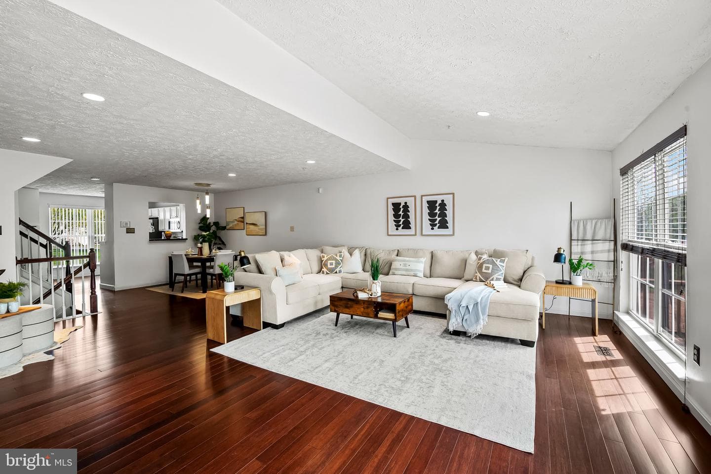 518 June Apple Court photo 8