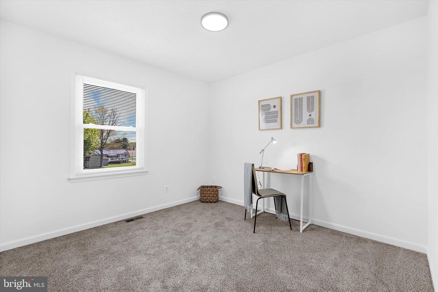 774 Everist Drive photo 29