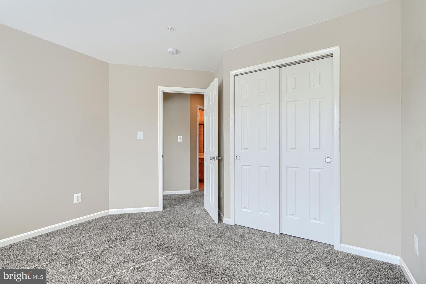 246 Mohegan Drive photo 39