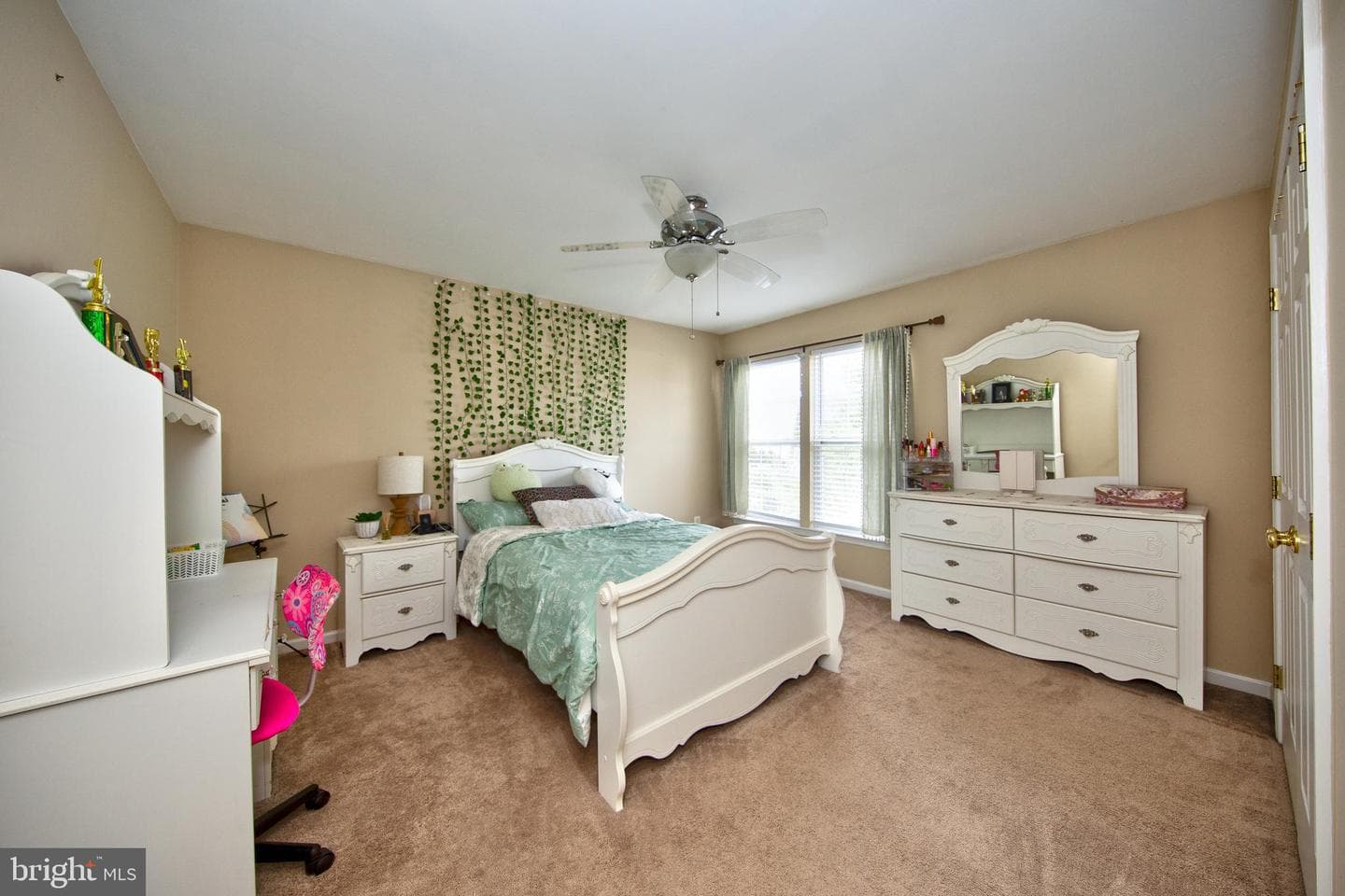588 Felix Court photo 24