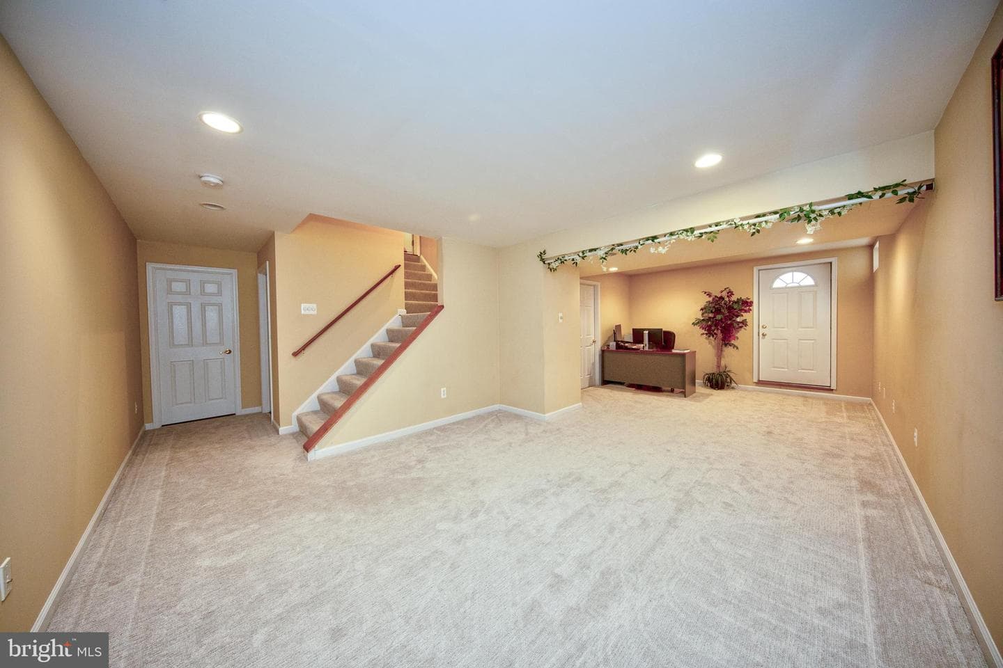 588 Felix Court photo 29