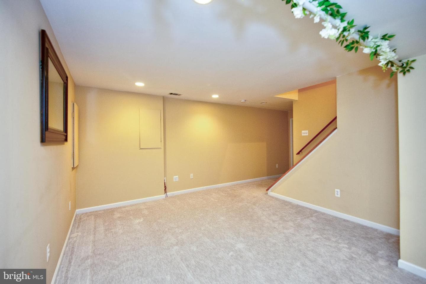 588 Felix Court photo 30