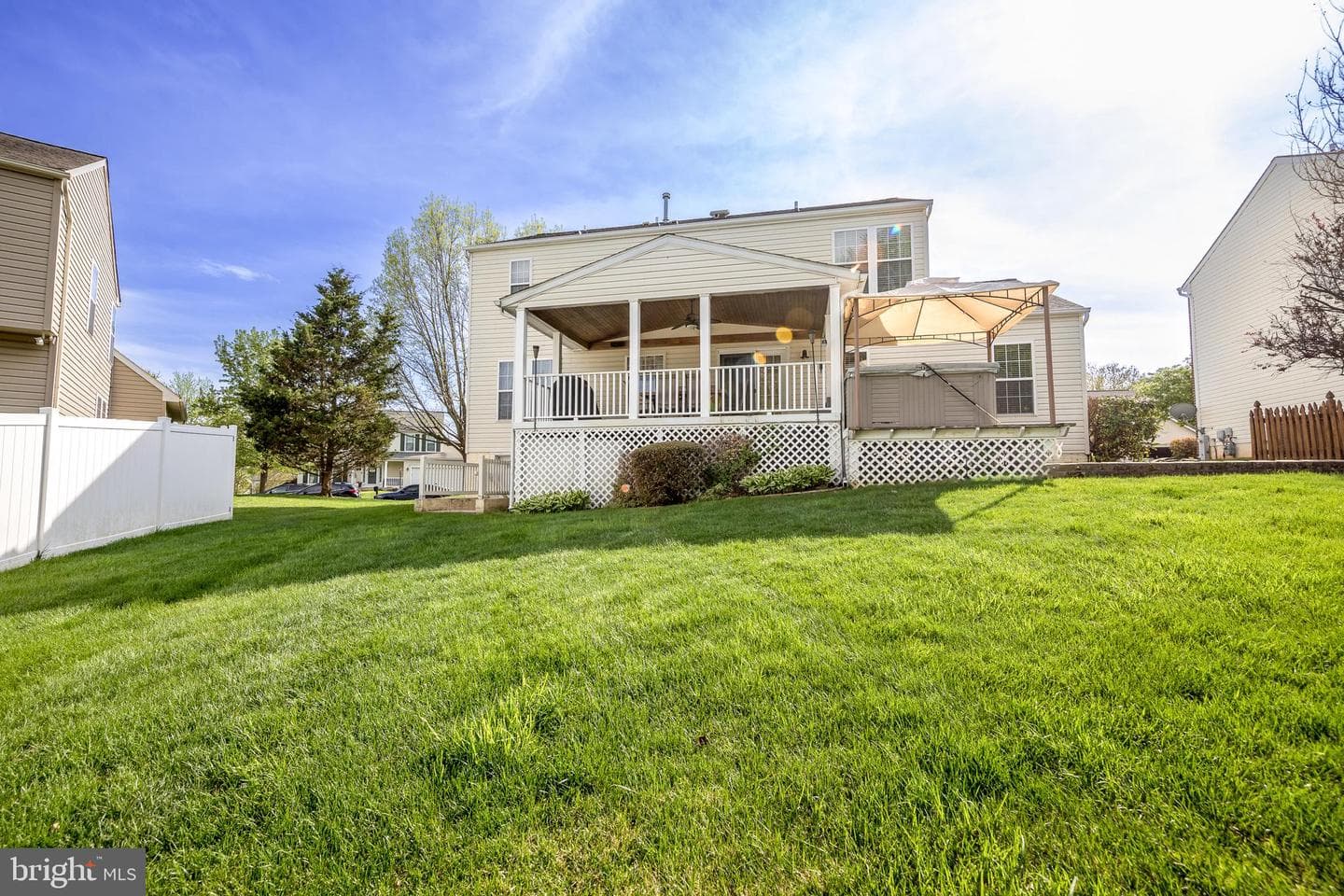 588 Felix Court photo 36