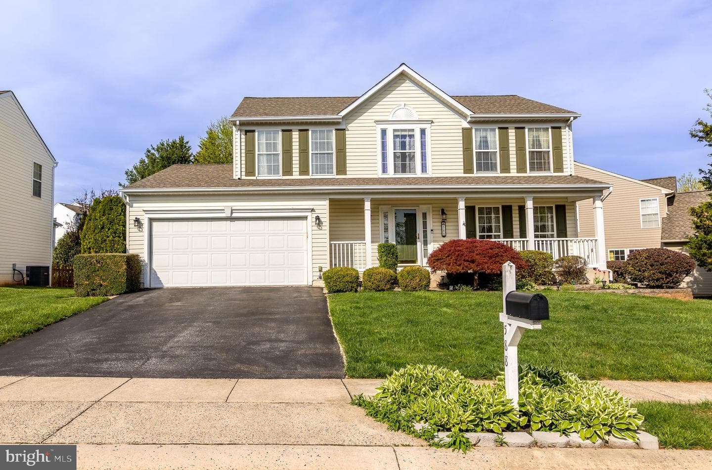 588 Felix Court photo 4