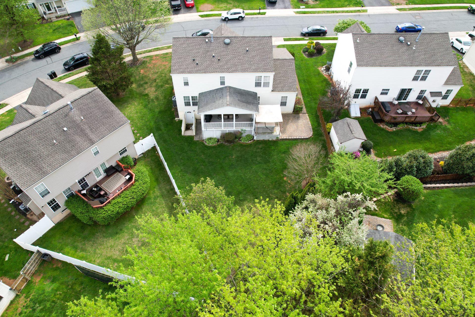 588 Felix Court photo 42