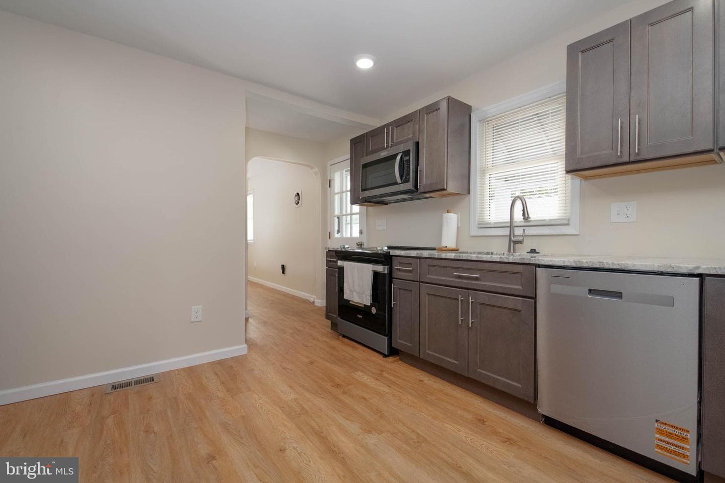 708 Webb Street photo 11