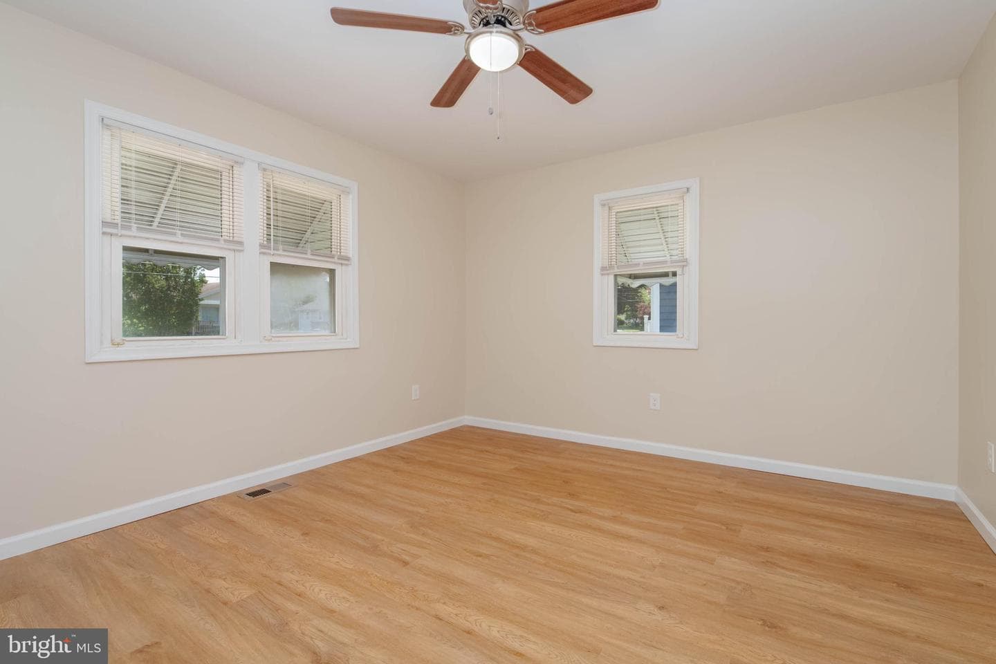 708 Webb Street photo 18