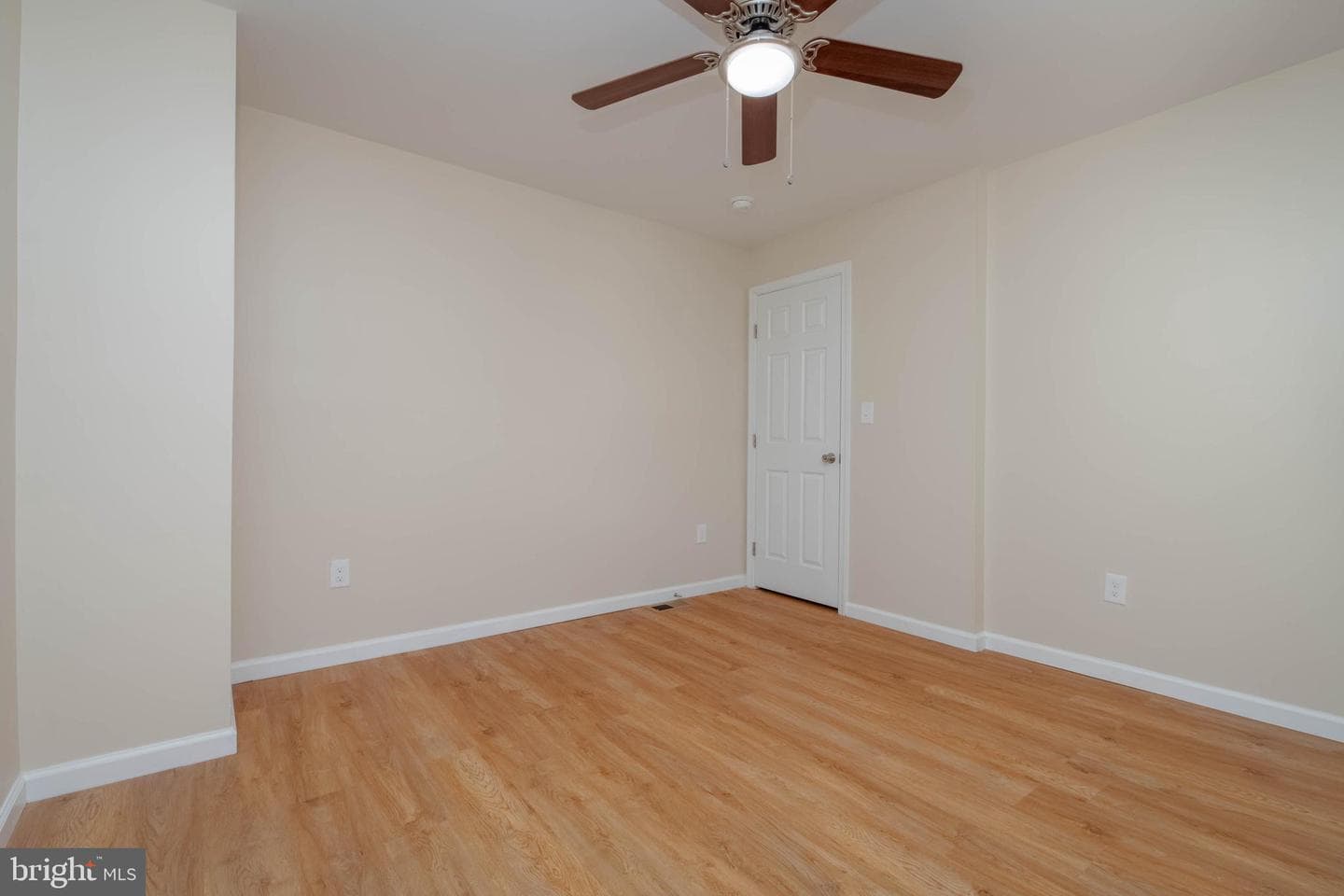 708 Webb Street photo 24