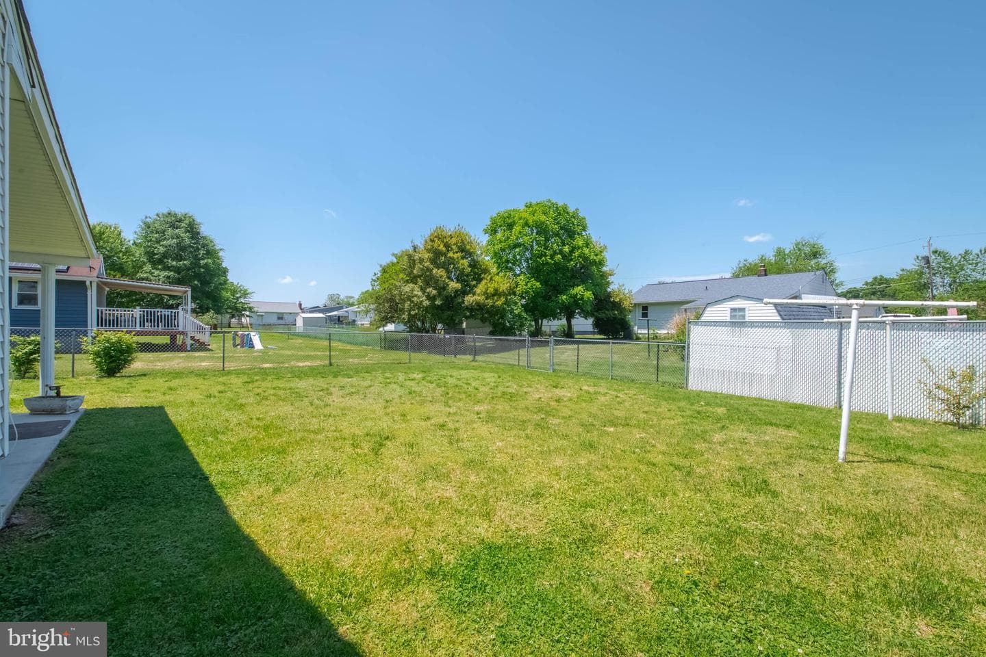 708 Webb Street photo 35