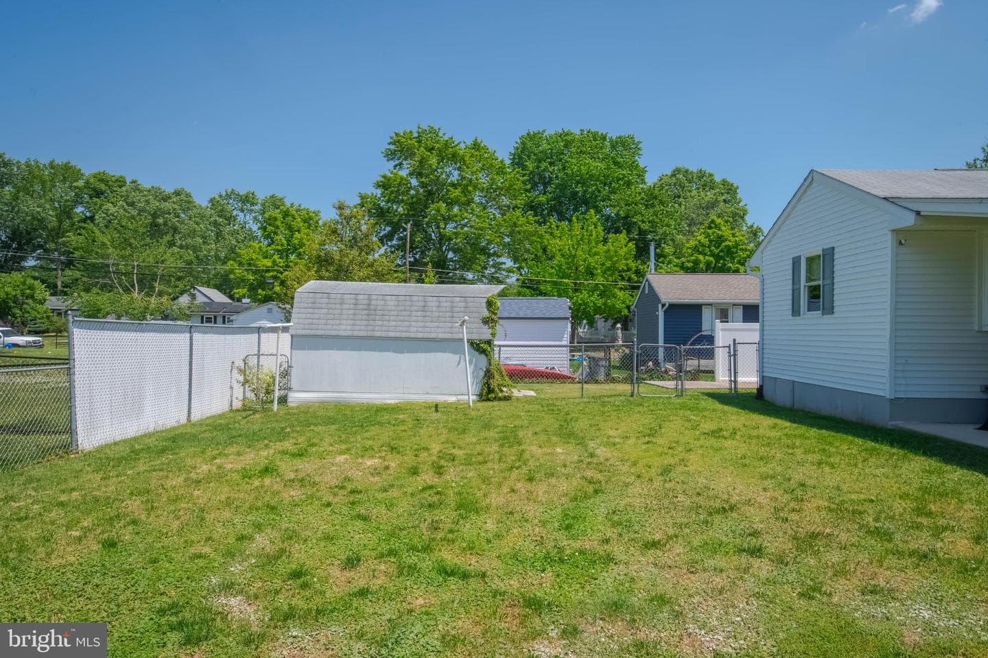 708 Webb Street photo 39
