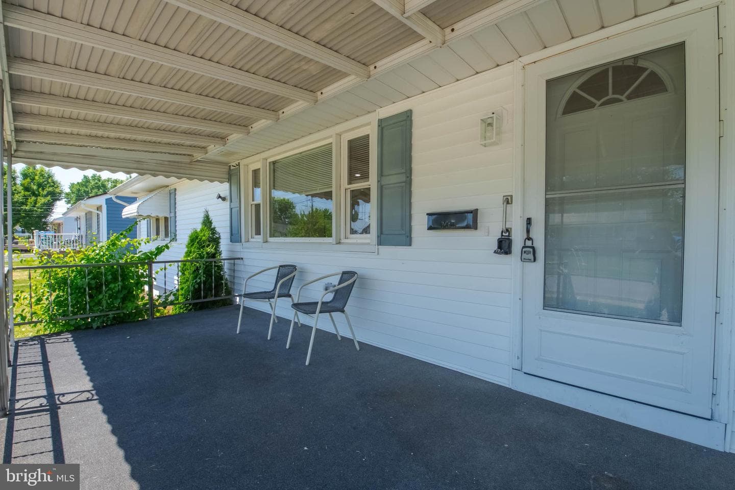 708 Webb Street photo 4