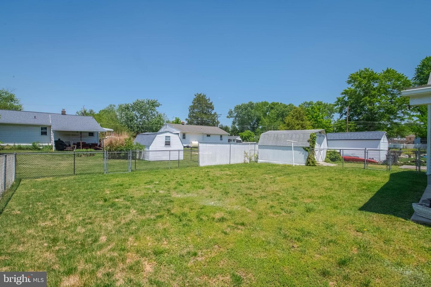 708 Webb Street photo 40