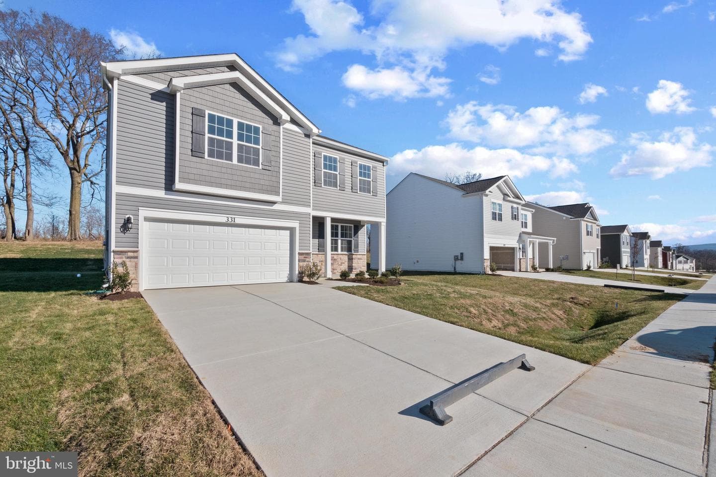 805 Spikeresh Way photo 3