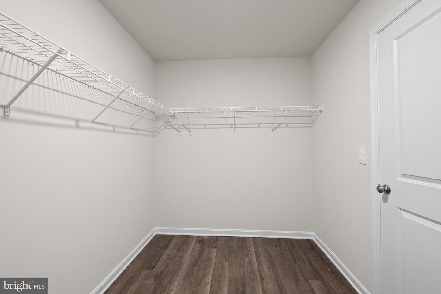805 Spikeresh Way photo 30