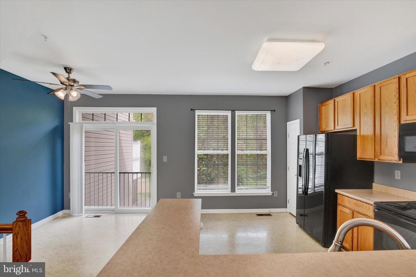1351 Lewis Lane photo 5