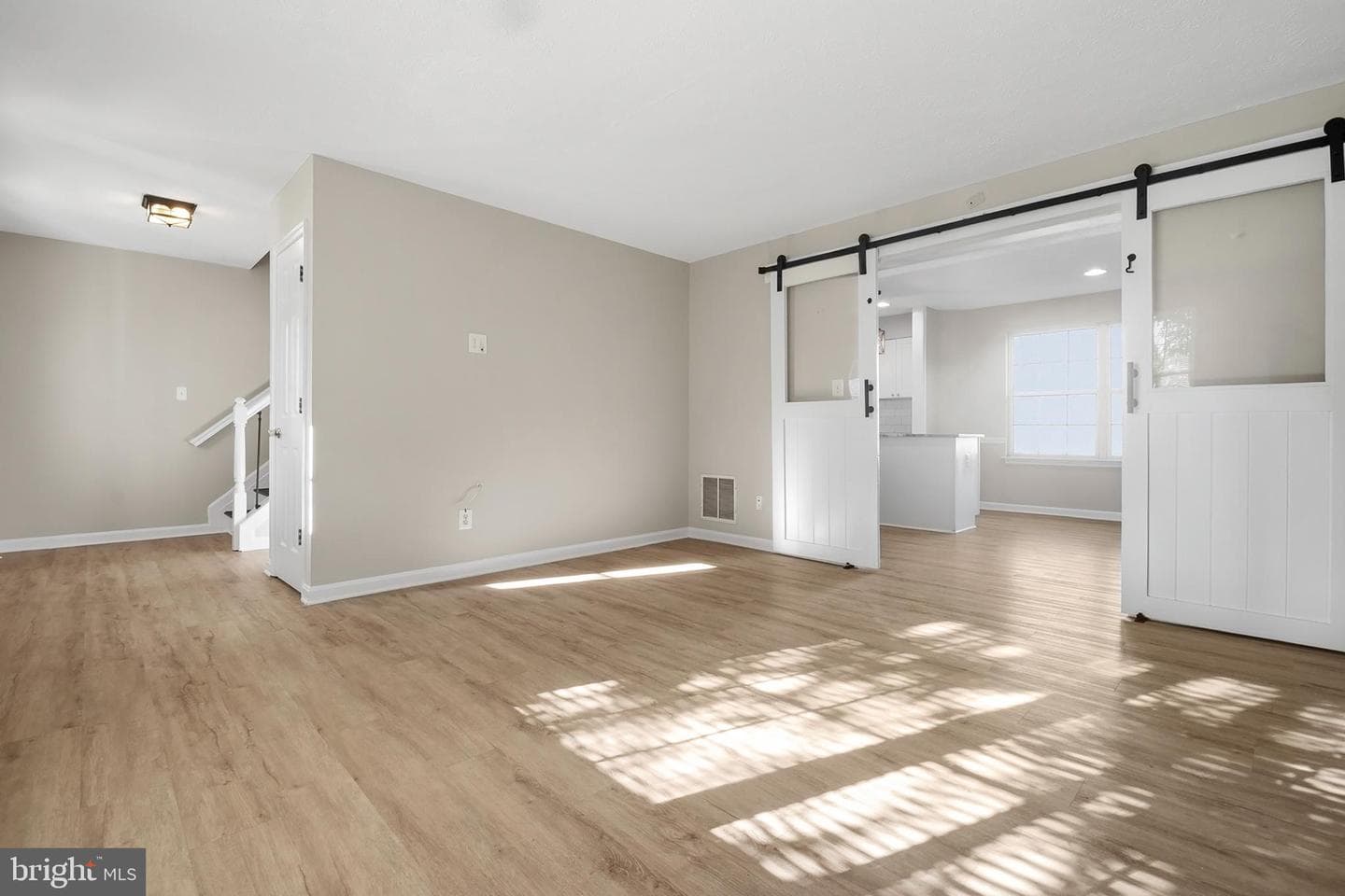 3806 Longley Road photo 4