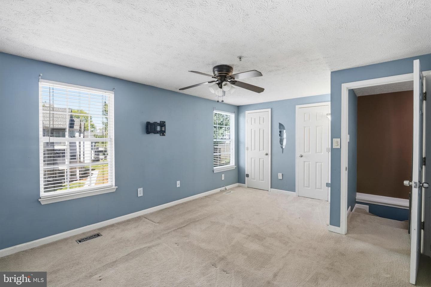 912 Jessicas Ln # 34 photo 15