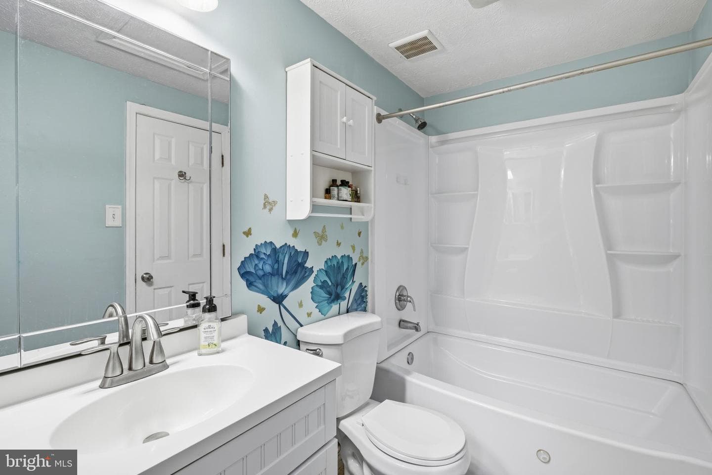 912 Jessicas Ln # 34 photo 18