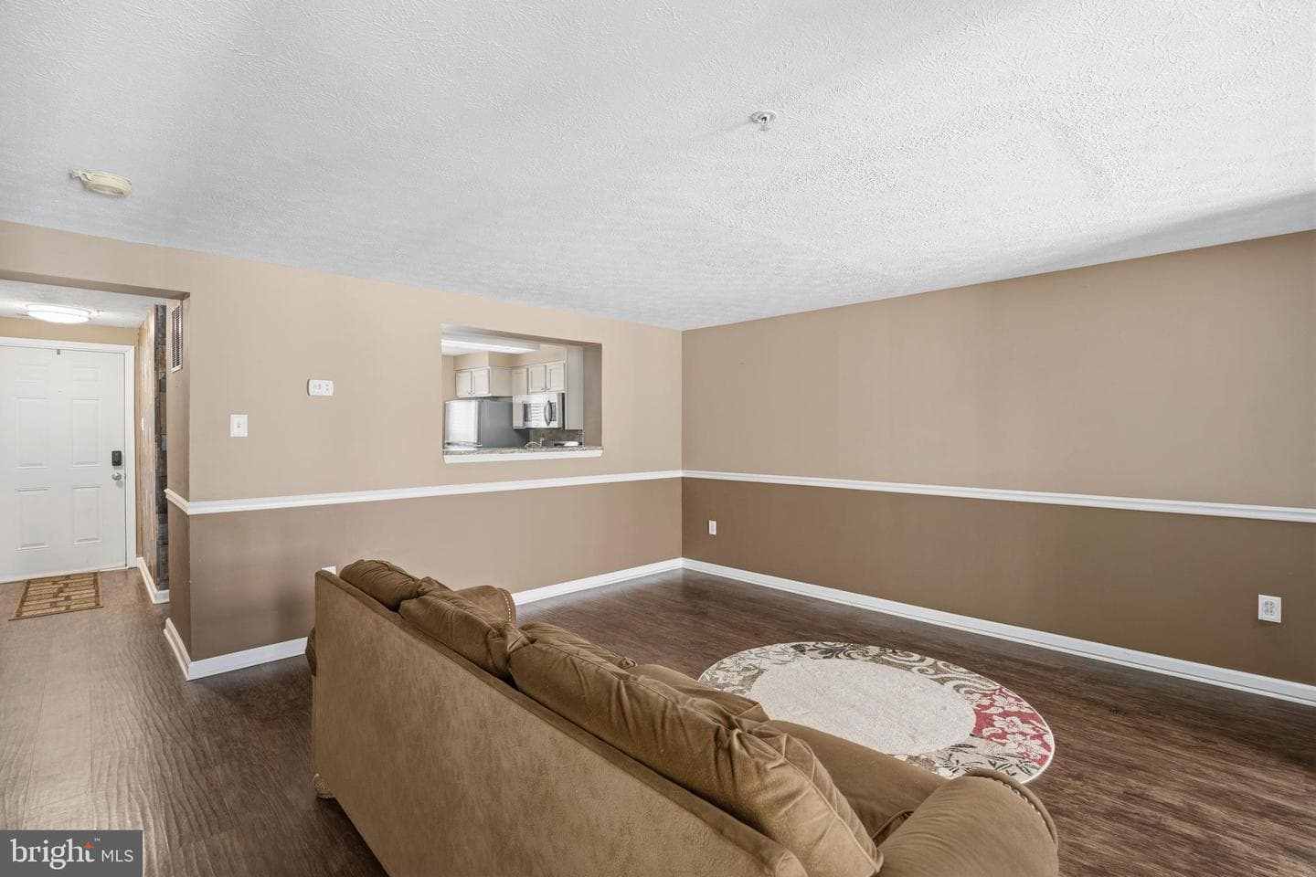 912 Jessicas Ln # 34 photo 4