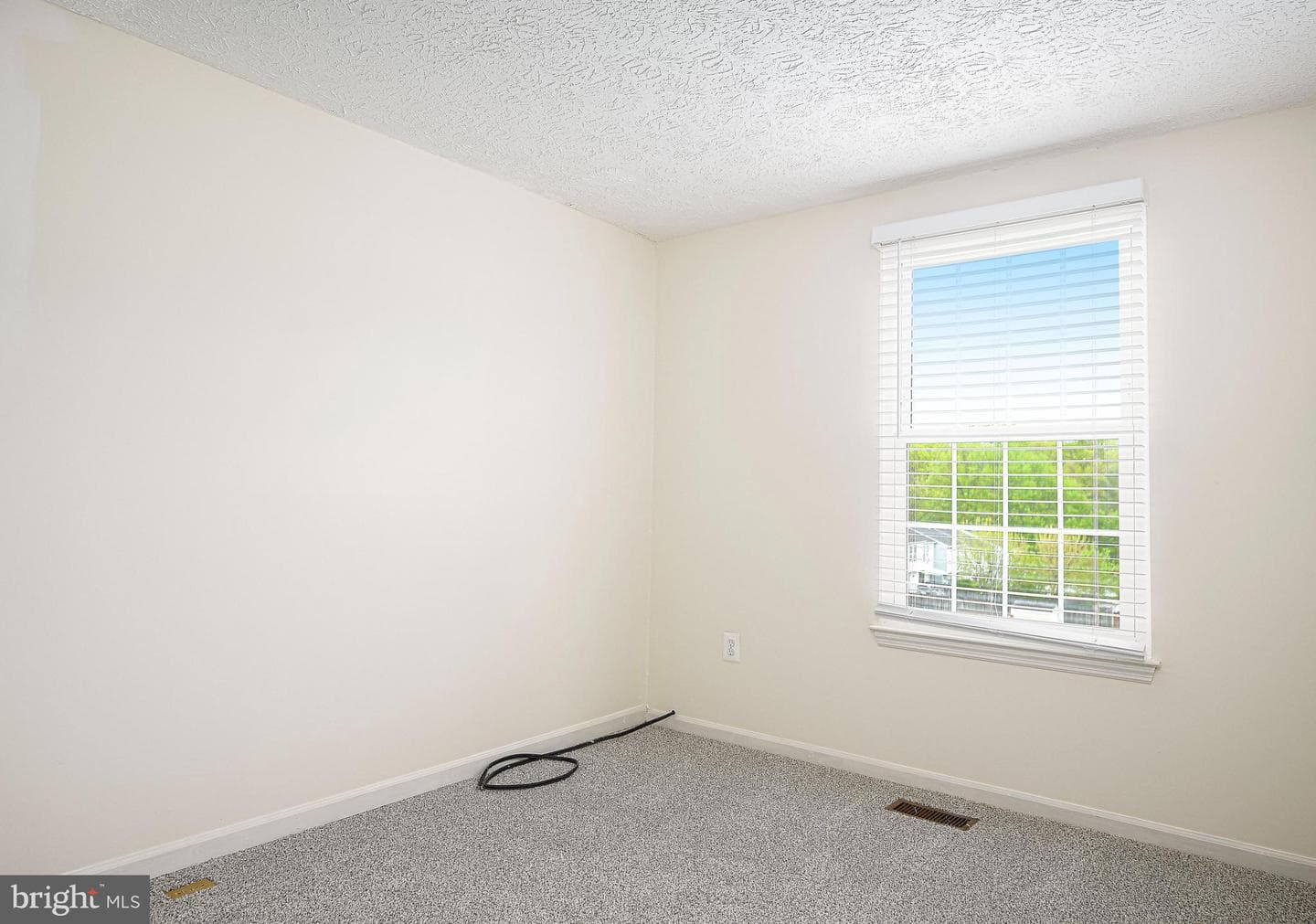 1219 Valley Leaf Court photo 14