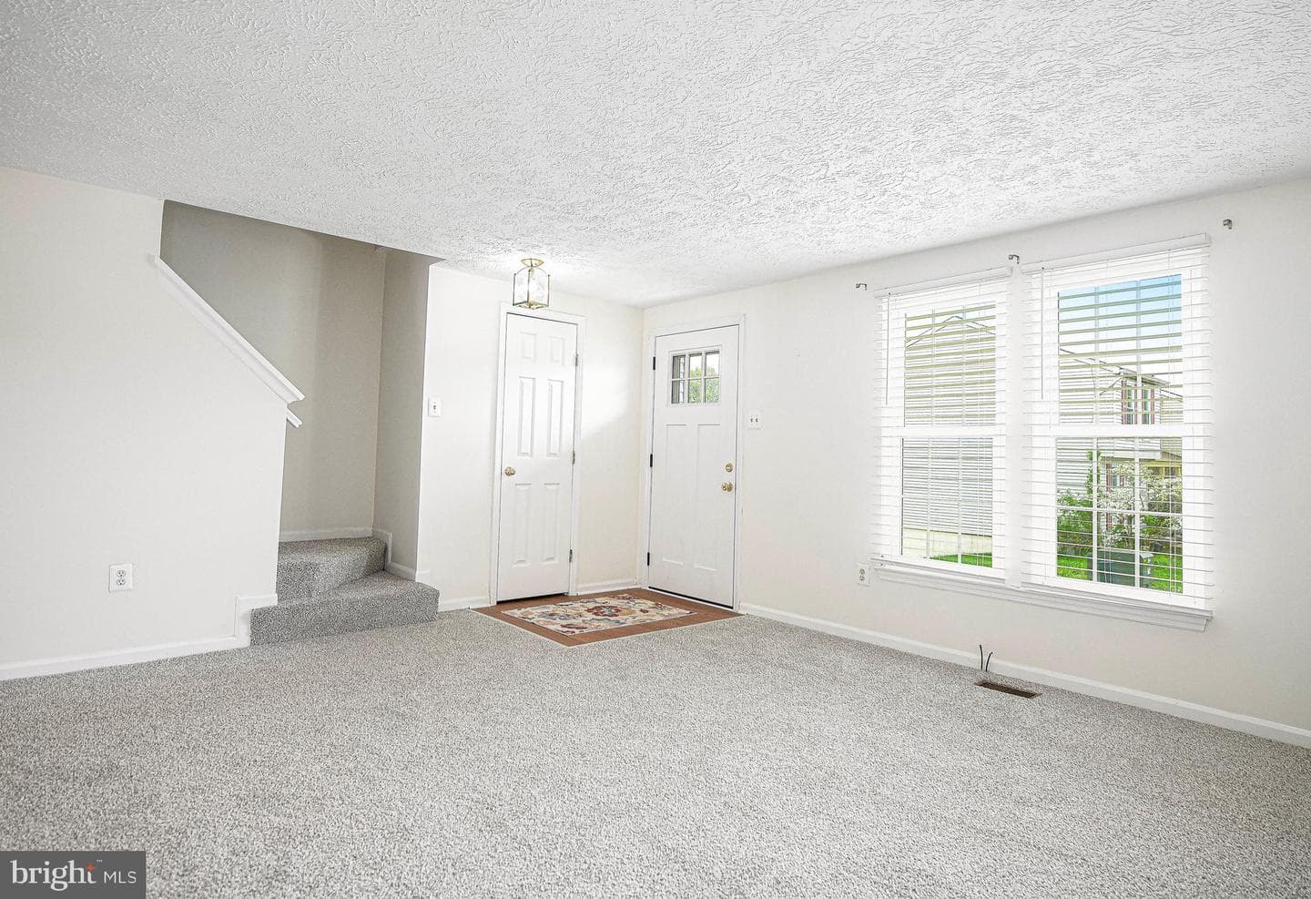 1219 Valley Leaf Court photo 4
