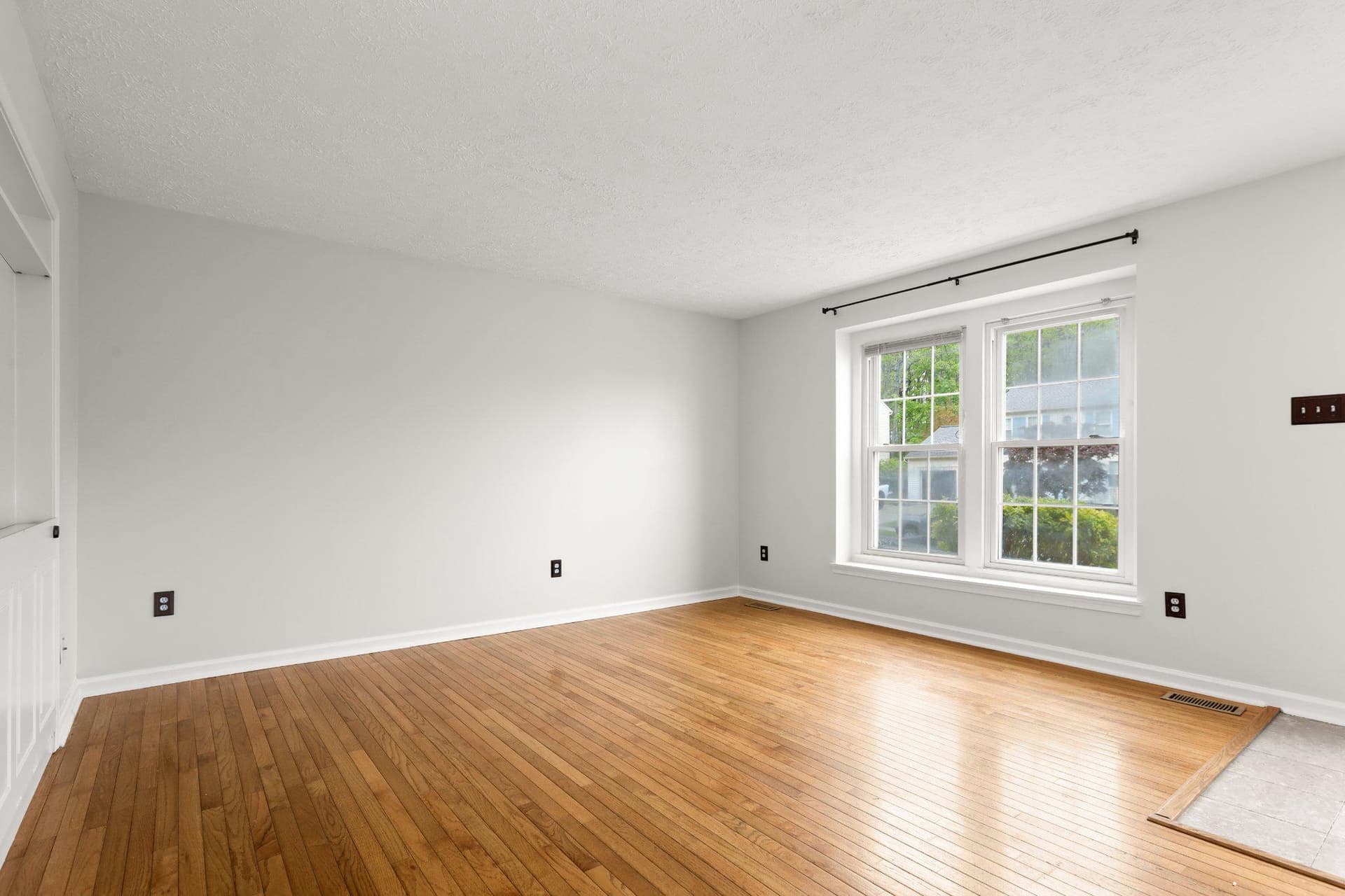 3132 Laurel View Drive photo 5