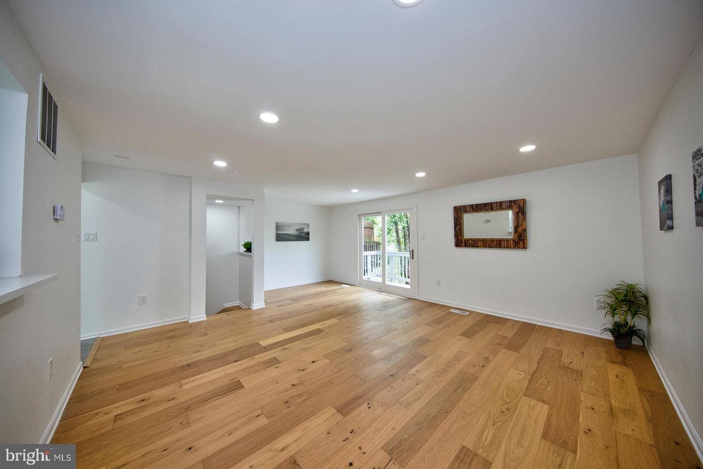 342 Logan Court photo 10