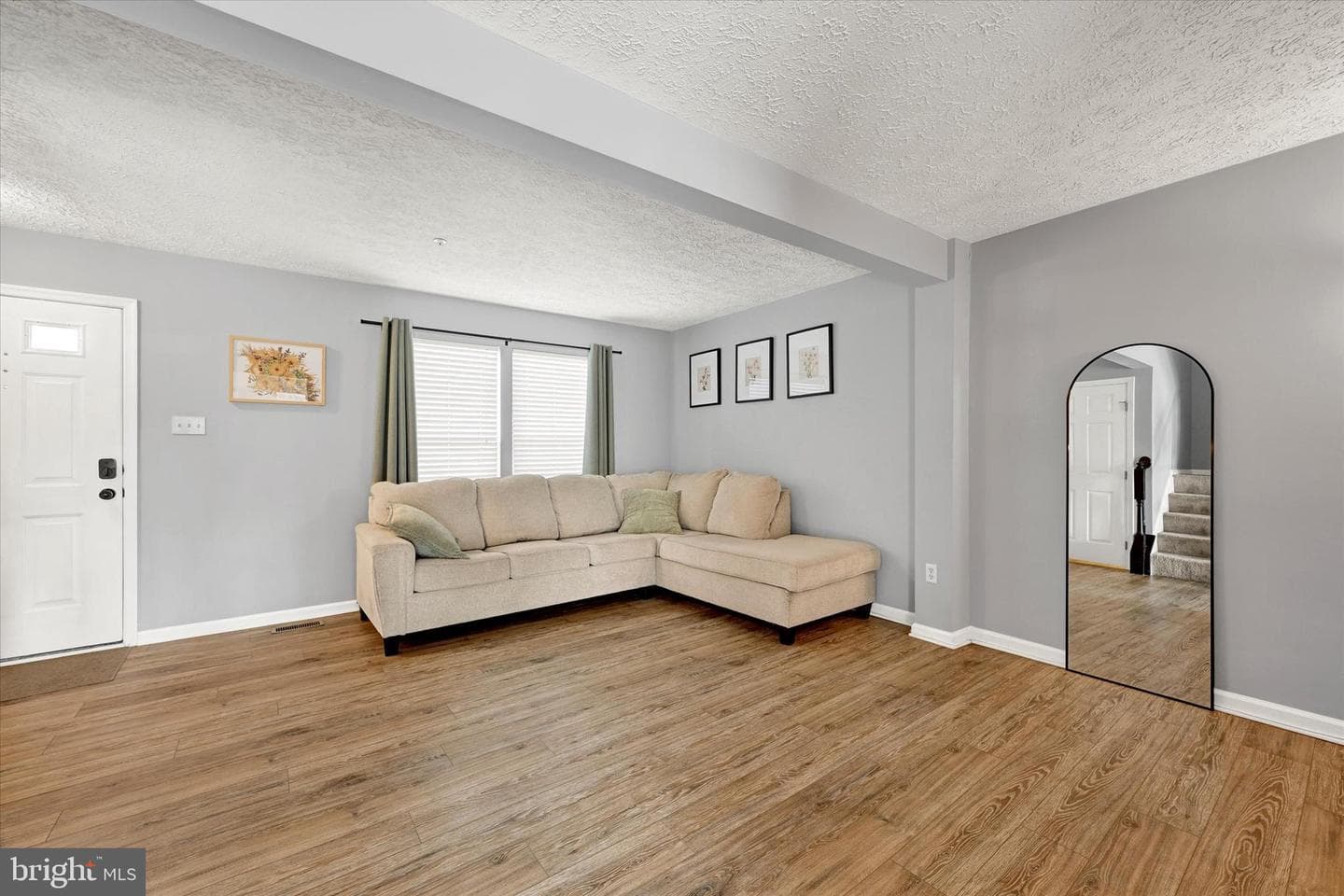 402 Macintosh Circle photo 6