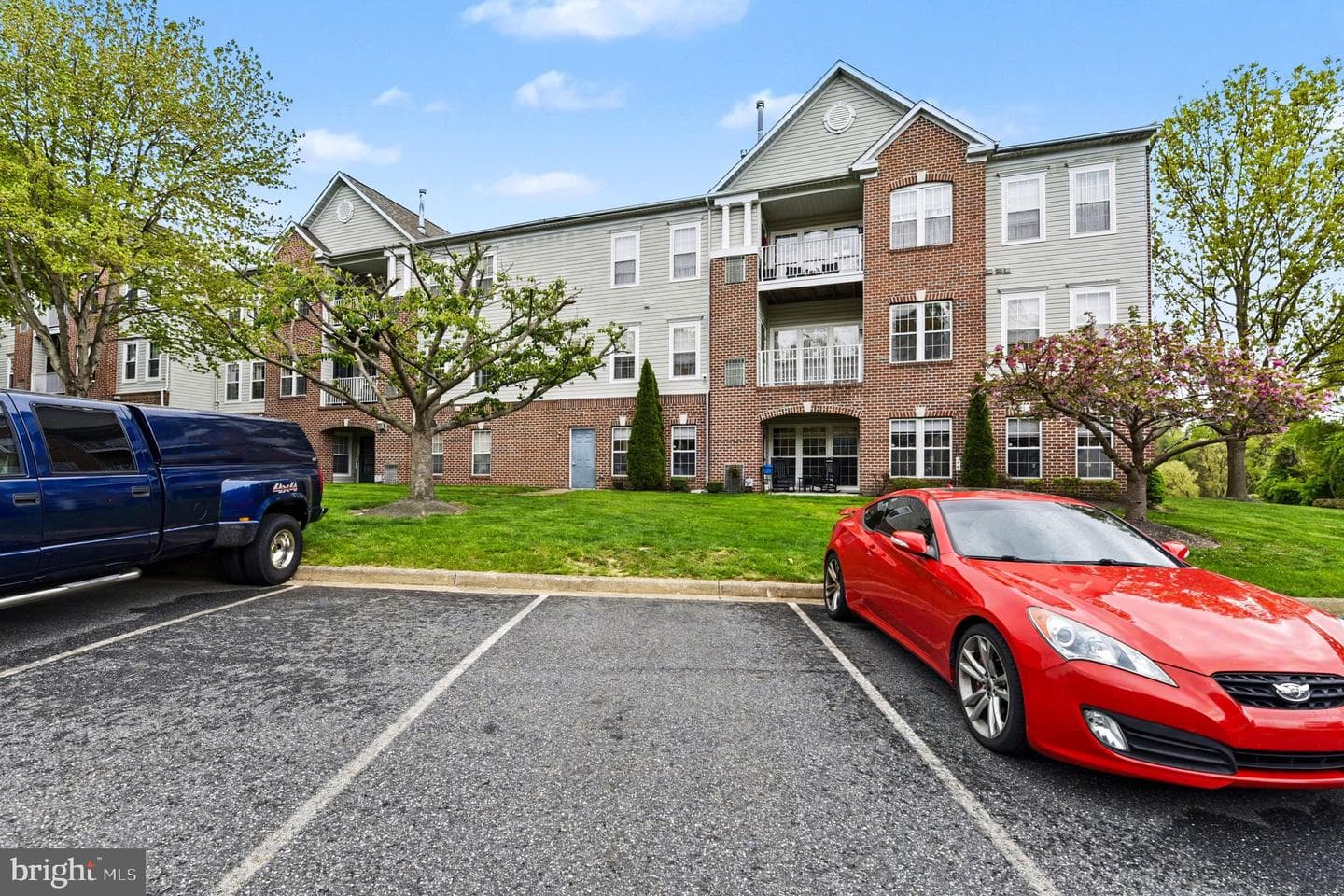 111 Sunshine Ct # F, Forest Hill