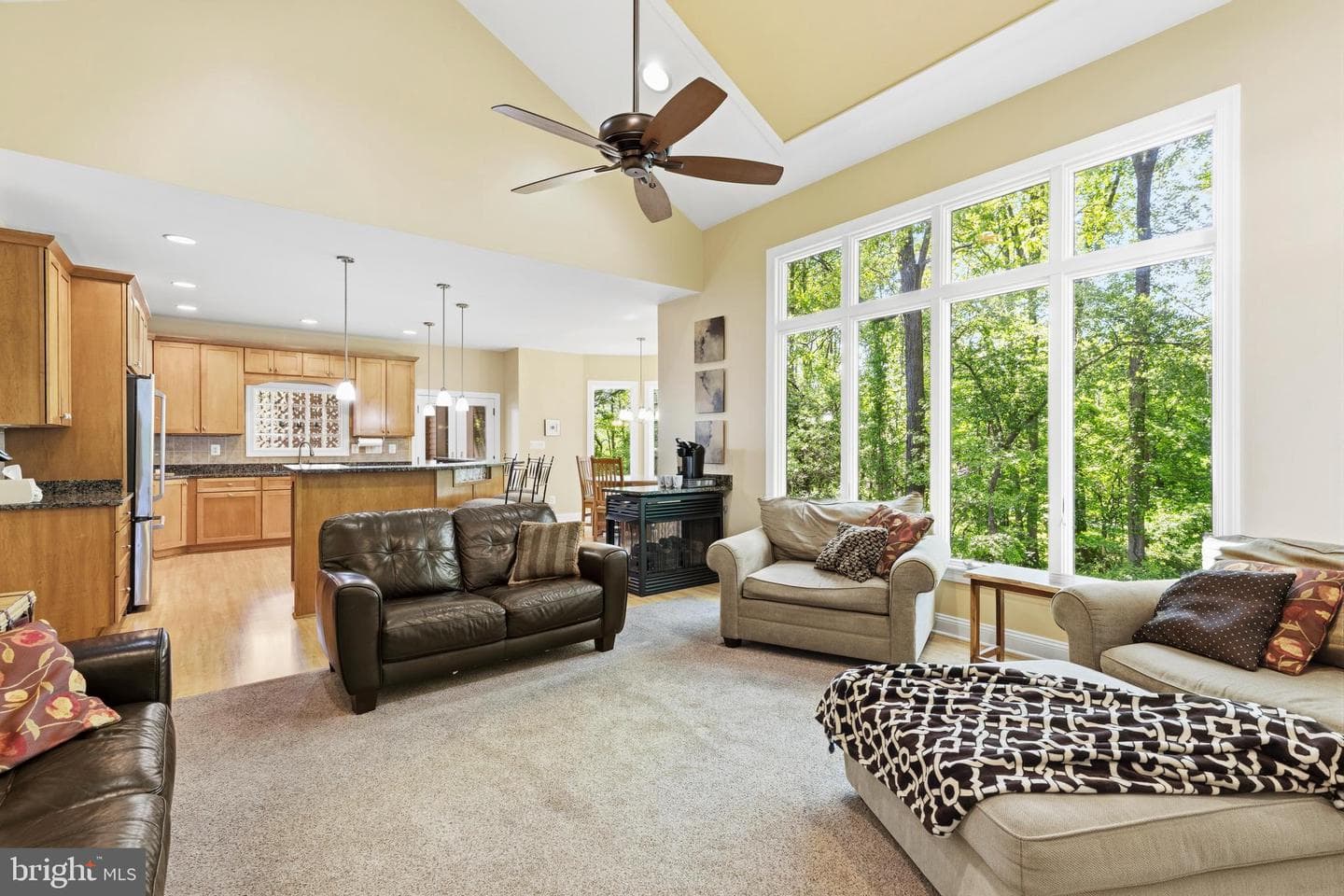 1809 Sparks Drive photo 5