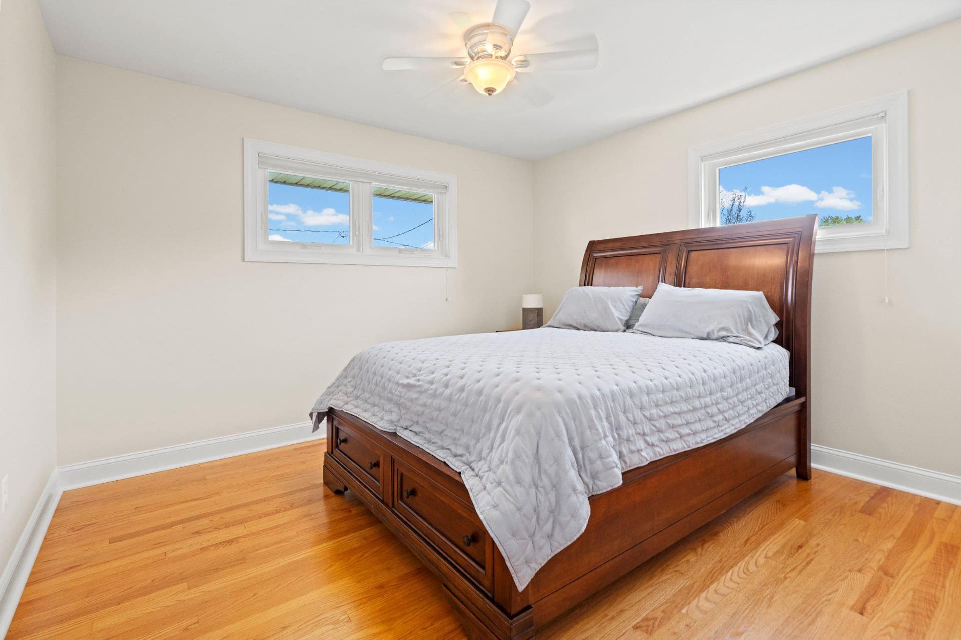 407 Plumtree Road photo 16