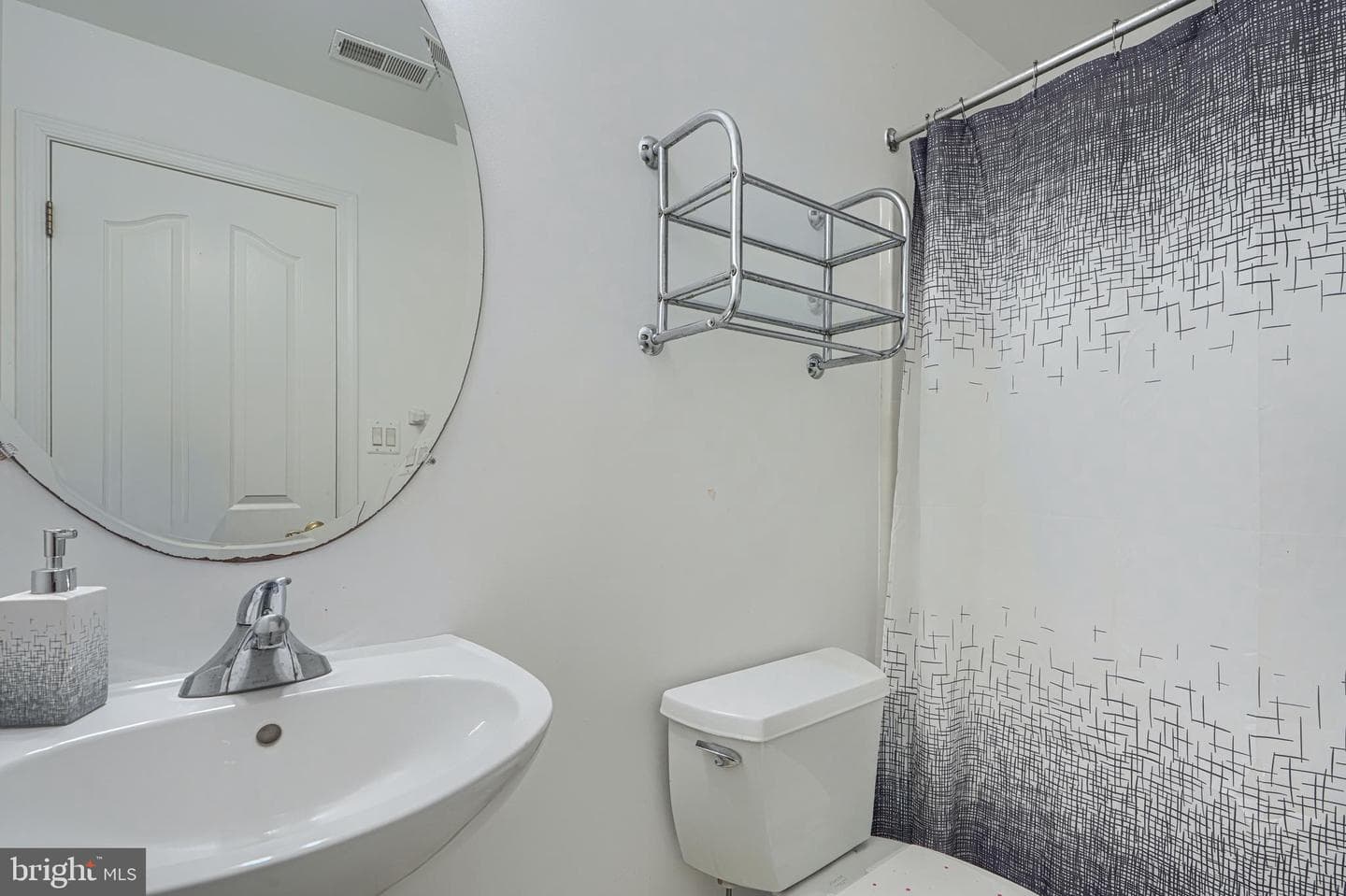 208 Christopher Road photo 72