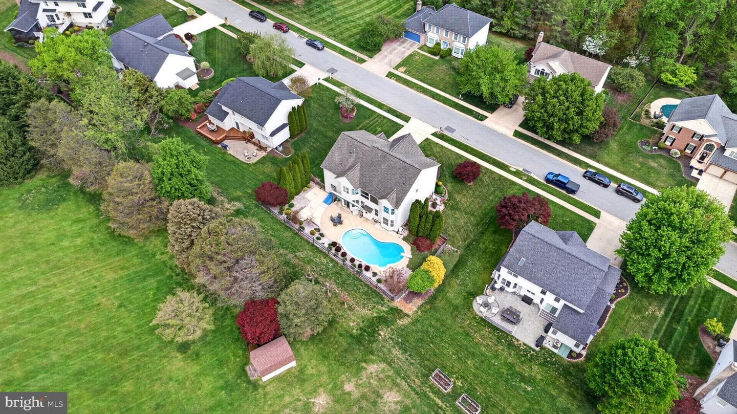 2006 Royal Fern Court photo 118