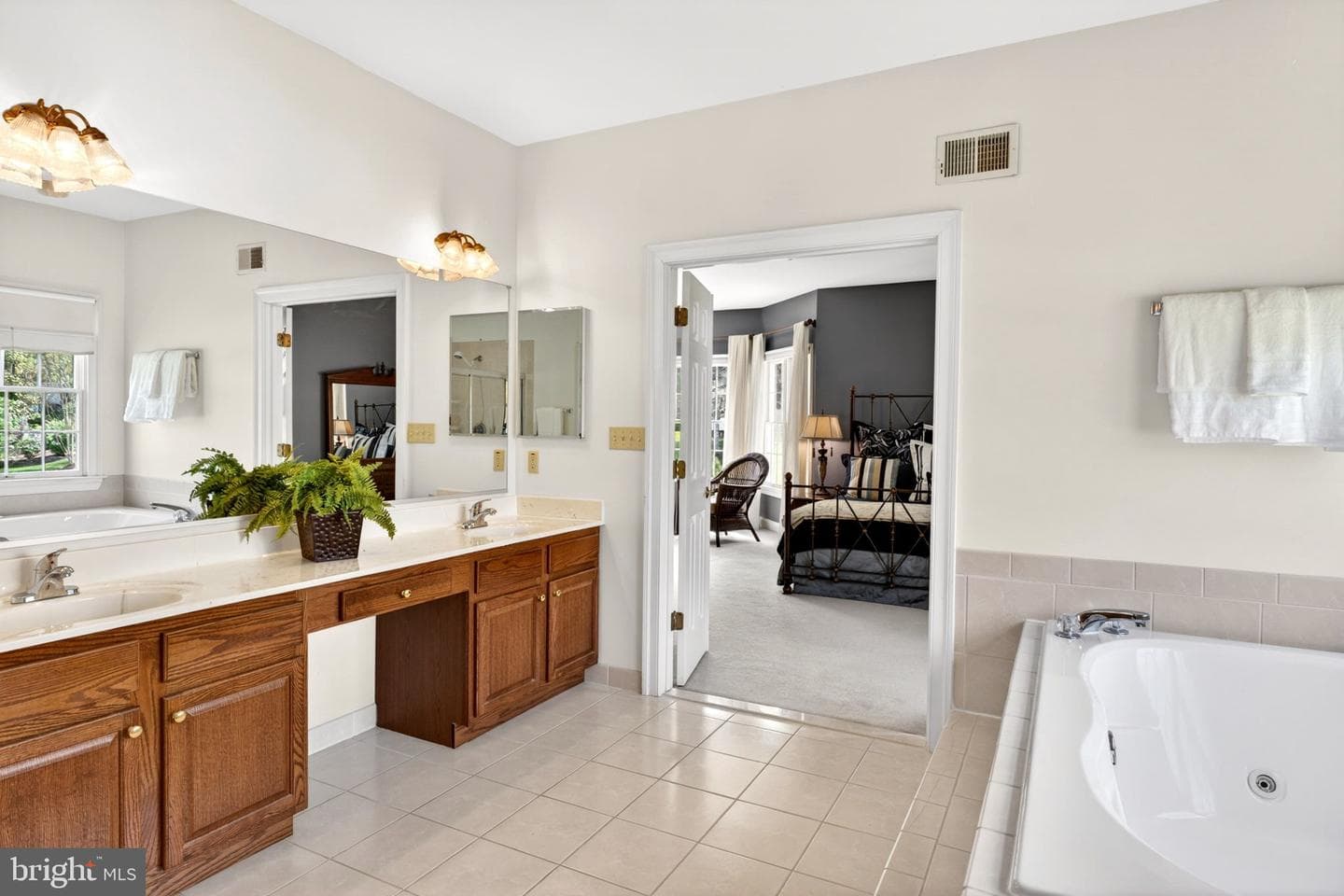 2006 Royal Fern Court photo 61