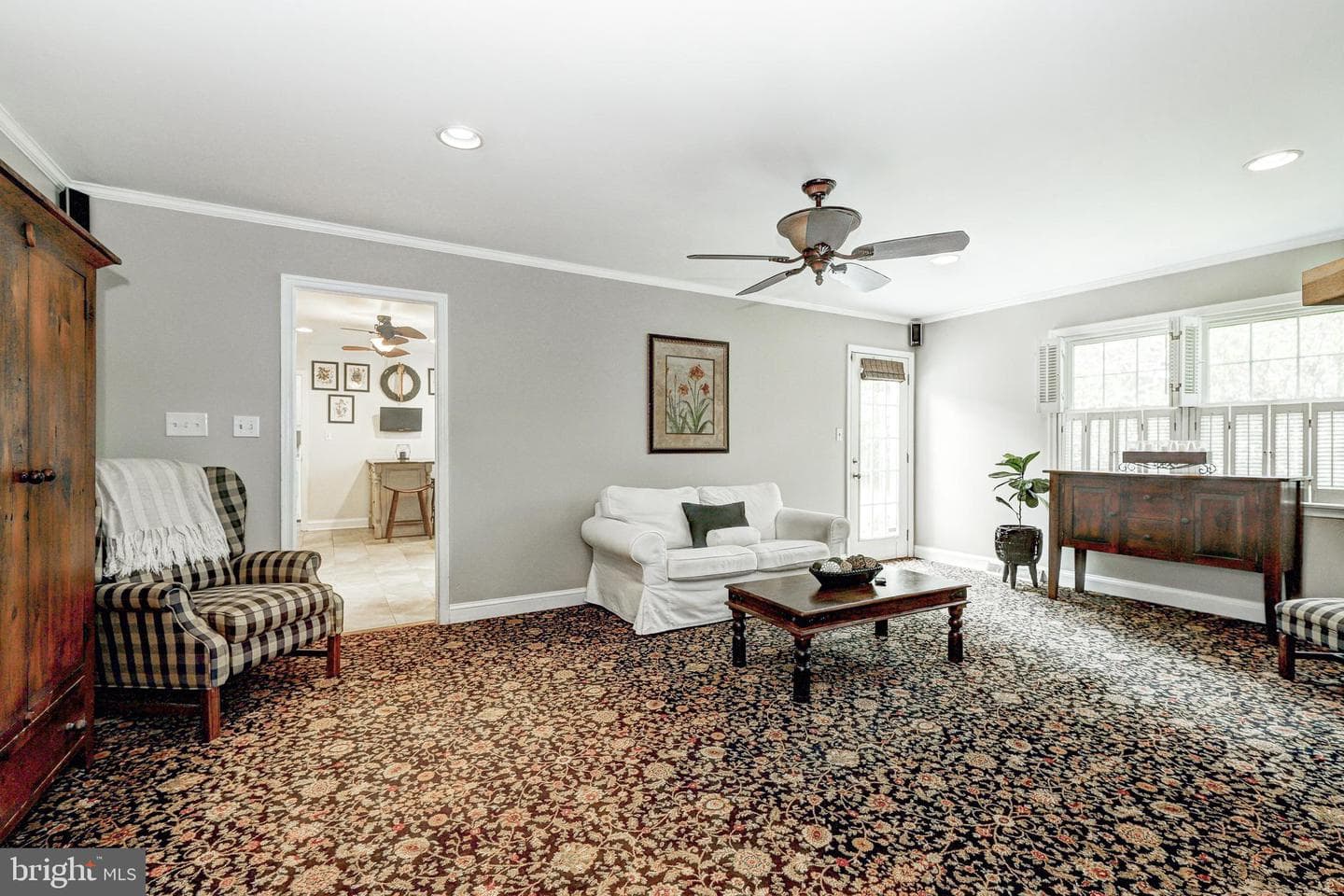 718 Bedford Road photo 19