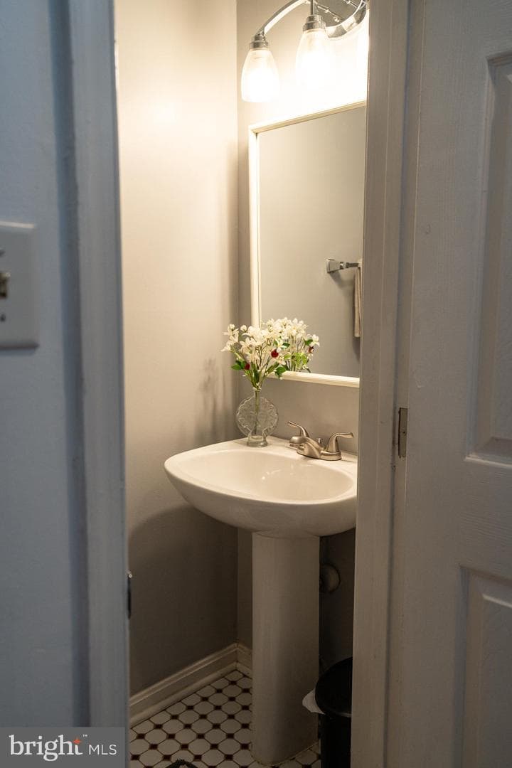 203 Ferring Court photo 11