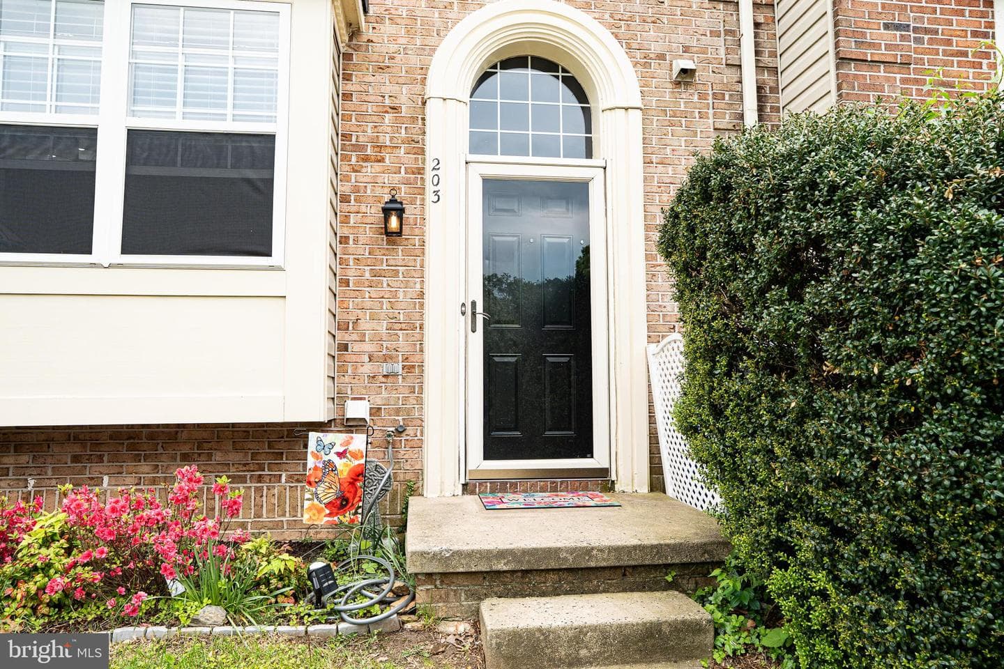 203 Ferring Court photo 3