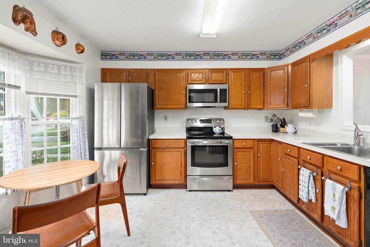 763 Burgh Westra Way photo 4