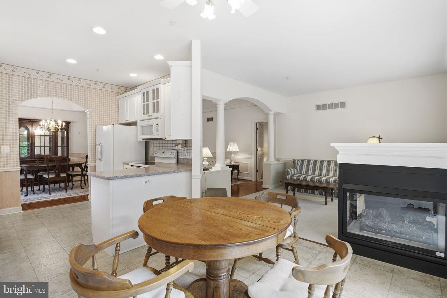 66 Crystal Court photo 12