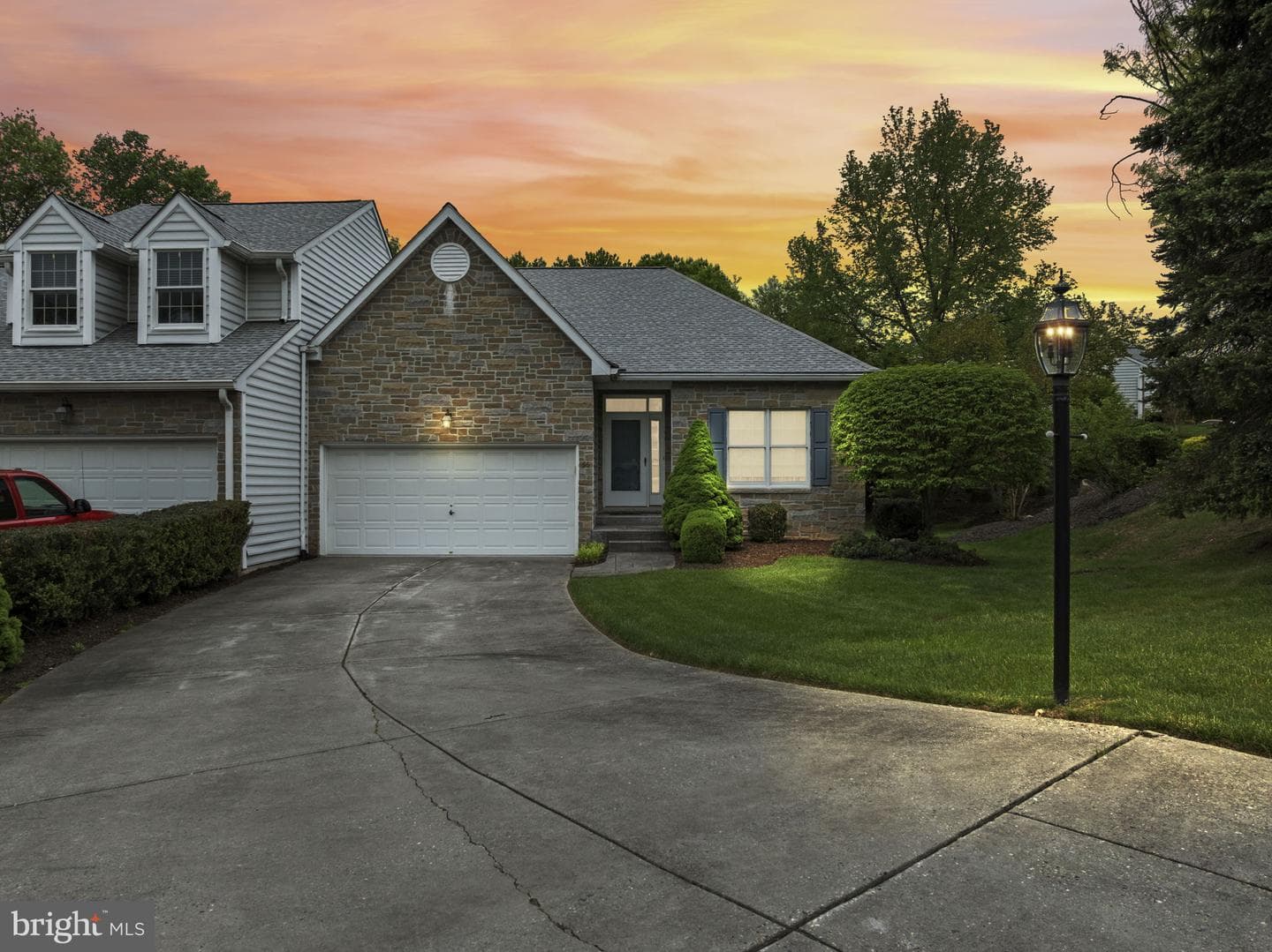 66 Crystal Court photo 45