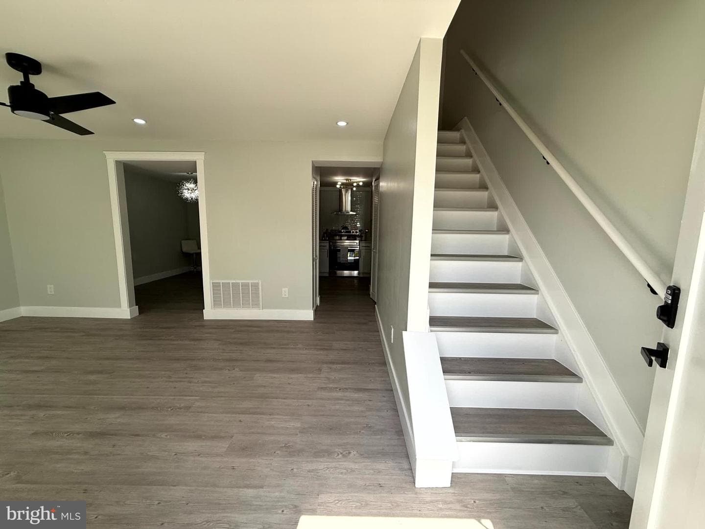 701 Shore Drive photo 11