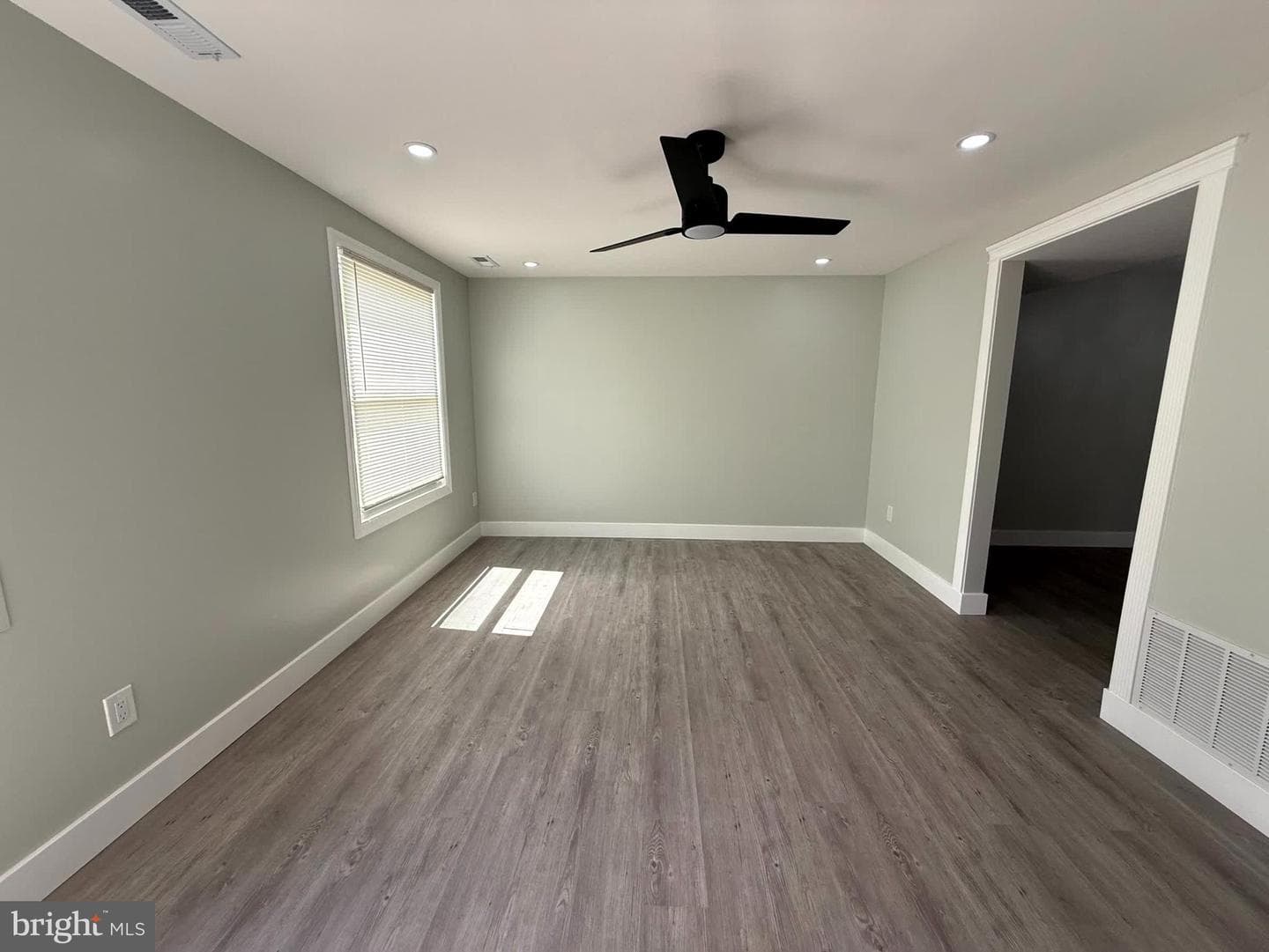 701 Shore Drive photo 12