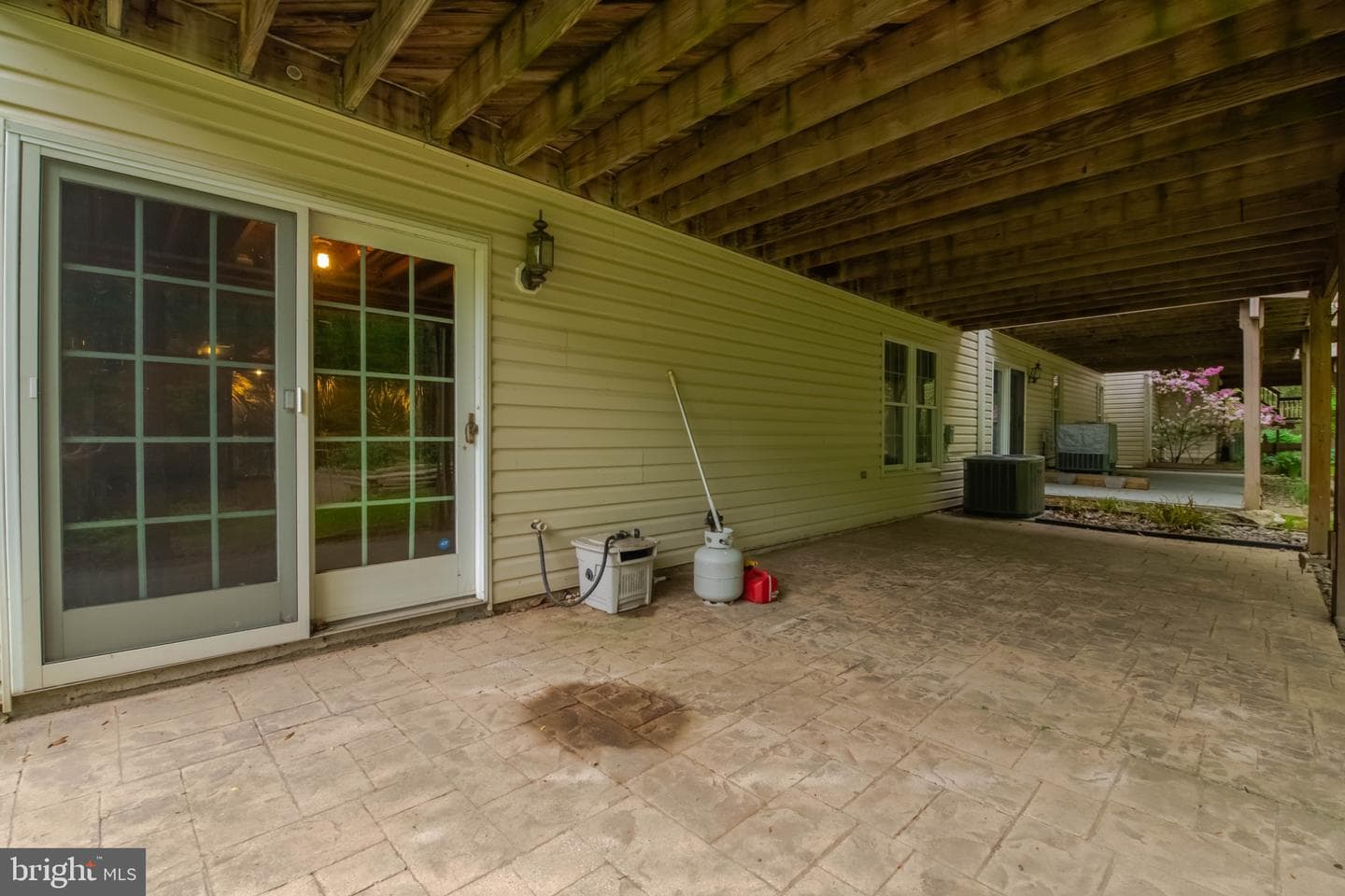 1240 Chateau Green Court photo 25